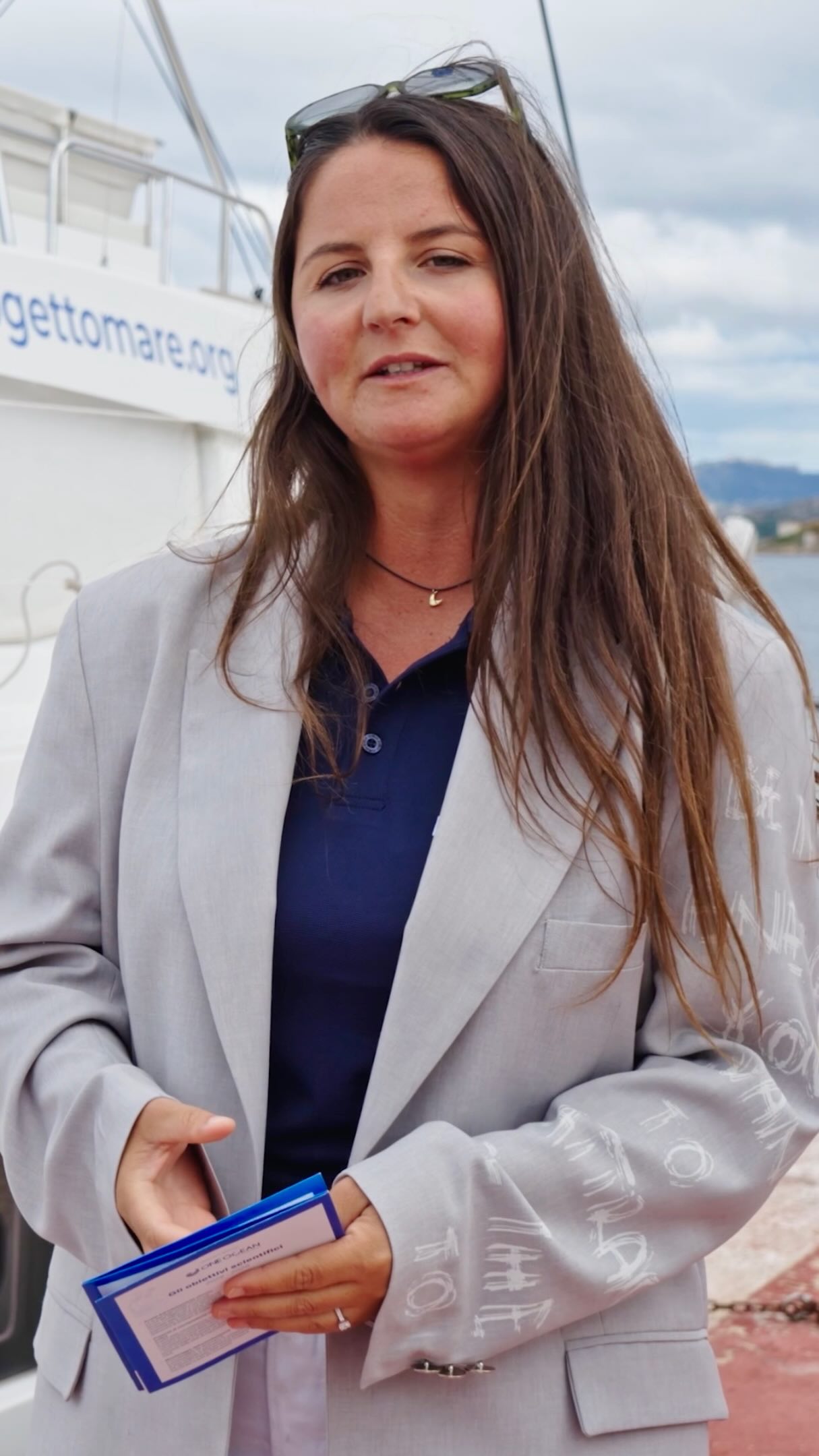 La biologa marina Carlotta Santolini ci racconta gli obiettivi principali di questo nuovo quadriennio in cui andremo a rimappare l’intero Mediterraneo navigabile, partendo dal Mar Tirreno.⛵️🔬
~
Marine biologist Carlotta Santolini tells us about the main goals of this new four-year project, during which we will remap the entire navigable Mediterranean Sea, starting with the Tyrrhenian Sea. ⛵️🔬
A project by @cvcaprera
Scientific partner @oneoceanfound
#progettoMARE #aboutMARE #CentroVelicoCaprera
#MarineResearch #RespectTheOcean