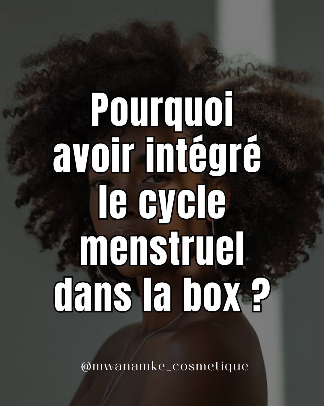 Notre utérus a sa mémoire.
Celle de la femme esclavisĂ©e, arrachĂ©e Ă ses enfants, Ă sa terre, Ă son intimitĂ©. Celle de la femme africaine qui a tout quittĂ© pour recommencer ailleurs, loin de ses racines. Celle de la femme noire dâaujourdâhui â maman, cĂ©libataire, active â dont on remet implicitement en cause le droit de se reposer.
Ces mémoires vivent encore en nous et se rajoutent à celle que nous vivons quotidiennement. Dans nos cycles douloureux. Dans notre incapacité à ralentir sans culpabilité.
Prendre soin de son cycle, câest un acte de rĂ©paration. Un mois aprĂšs lâautre, apprendre Ă notre corps â et Ă notre inconscient â que le repos est possible. Que nous mĂ©ritons dâĂȘtre choyĂ©es.Je souhaite que la femme noire se sente bien dans toutes les dimensions de son ĂȘtre.Avant dâĂȘtre extĂ©rieur, le bien-ĂȘtre va se ressentir en nous.
Câest une des raisons pour lesquelles que la gamme Fleur SacrĂ©e existe dans la box MWANAMKE.
Pour apaiser les crampes et mieux vivre son cycle bien-sĂ»r. Mais aussi pour la rĂ©paration. đ€
Sauvegarde ce carrousel. Partage-le. Ces mots doivent circuler.
En avant pour notre bien-ĂȘtre et notre bonheur chĂšres Reines â€ïž !
#Mwanamke #FleurSacrée #CycleMenstruel #RéparationAncestrale #FemmeNoire
Transgénérationel
BienEtreFéminin
MémoireDuCorps
SoinsFéminins