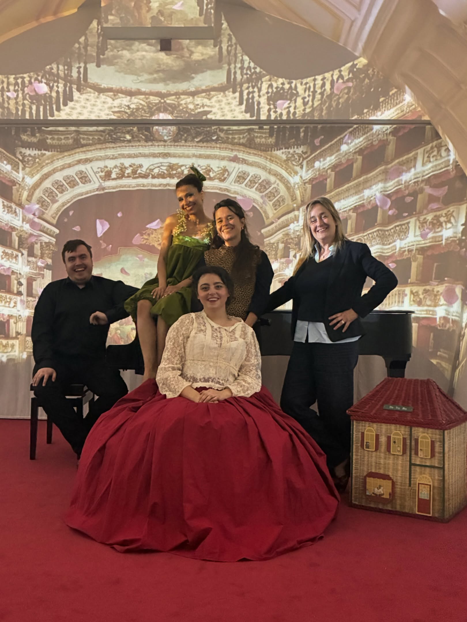 🎶🍐🎶 OhPERA 🎶🍐🎶
Il nostro spettacolo per bambini
vi aspetta questo sabato
23 Maggio
Ore 10:00
Presso la SIMM
Corso Magenta 63
Per Biglietti e prenotazioni: https://www.evients.com/events/ohpera/5427079a3708444b9d90f685b954e512