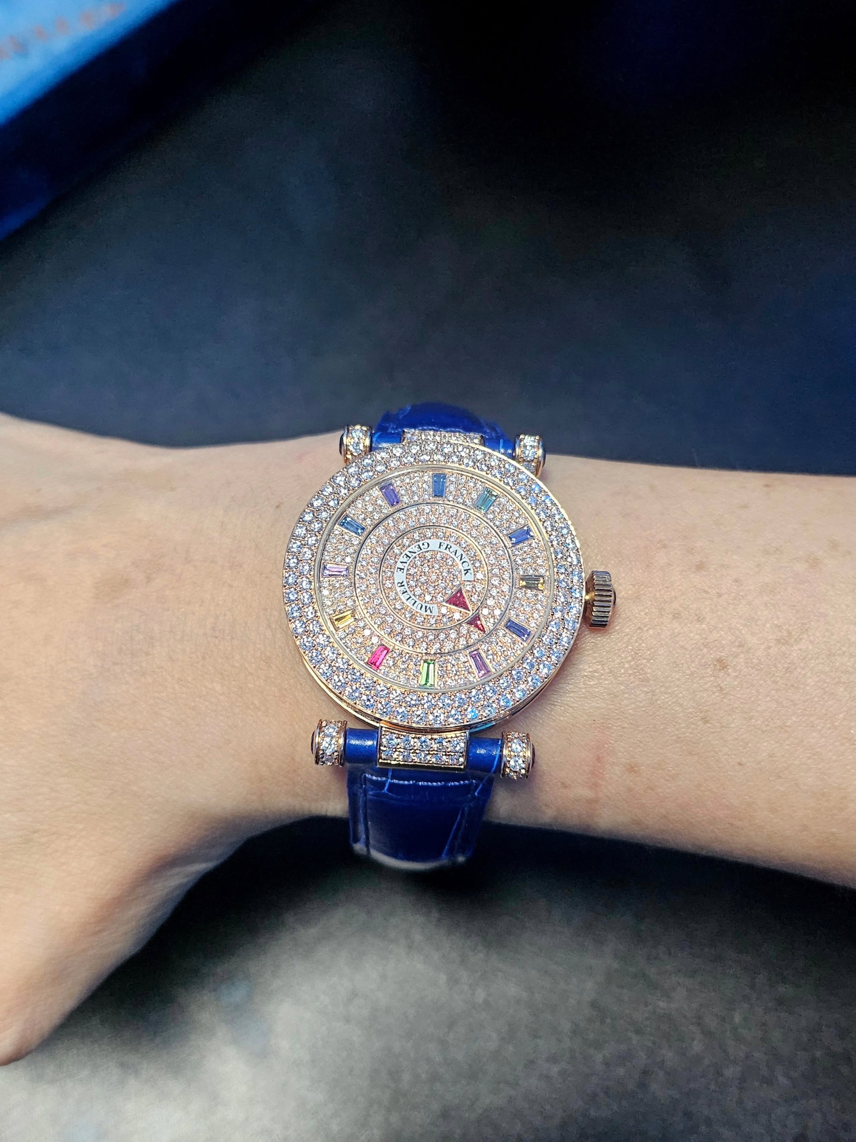 I have a bling date with @franckmuller_geneve ! Round Double Mystery 和 Round Triple Mystery 珠宝腕表,真的能把你闪瞎,美到让人无法移开目光!😎✨️
#tictoctime #franckmuller #diamondwatch #wristshot #watchlover