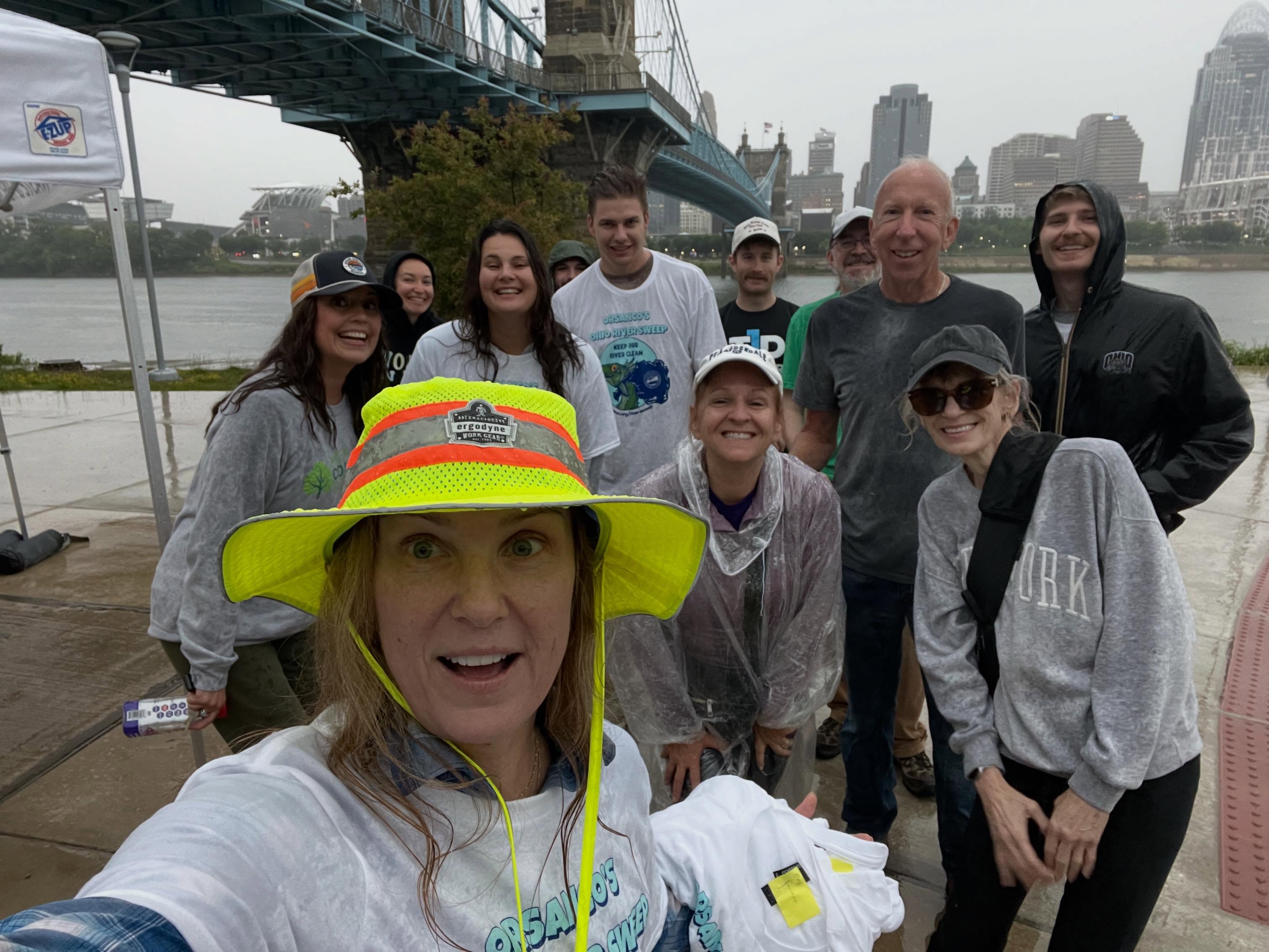 Thank you to our volunteers for braving the storm this Saturday and participating in our annual River Sweep! đ§š Because of construction, we kept our group smaller this year, and because of the thundestorm, we were limited on time, but our volunteers still picked up 12 bags of trash from our shoreline!
