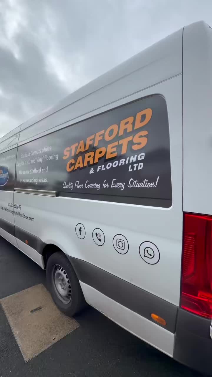 Fancy a change from ceramic tiles but don’t want the challenge of uplifting them?
Well here’s a video of the excellent workmanship from Al flooring showing you why you don’t have to 😊
Invictus Flooring New England oak toffee herringbone installed to lounge, diner and kitchen.
Stand out is the custom made door threshold to give it that finish it truly deserves.
Like what you see? All samples available to view in store or online
Stafford Carpet and flooring ltd
Unit 9 Astonfields
Stafford
St163uf
☎️ 01785 600695
www.staffordcarpets.co.uk