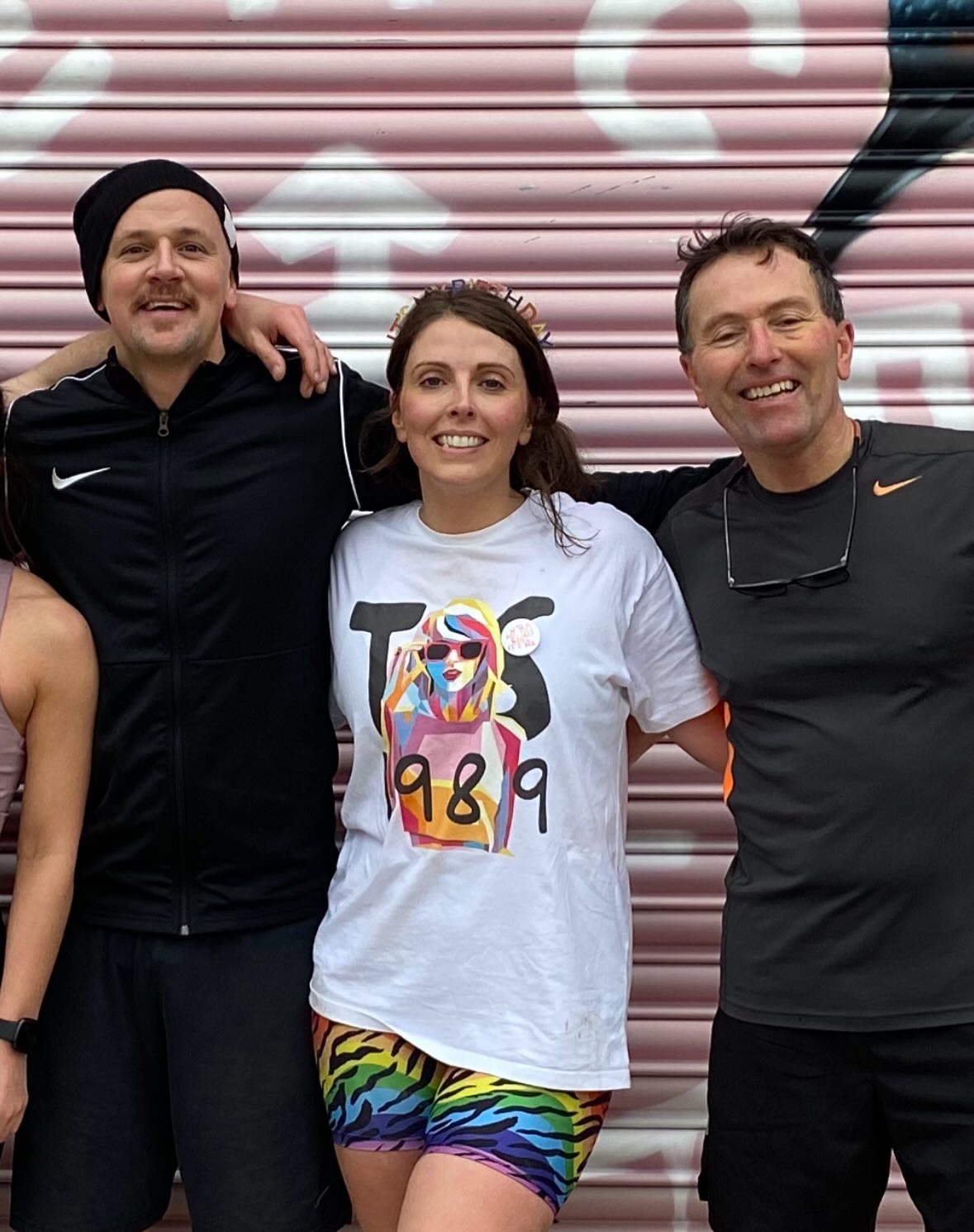 ✨Client Testimonial✨
Jen started working with me back in 2023 with the goal of focusing on herself, building strength, and improving her fitness while battling M.E.
One of her biggest goals was to achieve a push-up — and in 2024 she smashed it. After reaching that milestone, push-ups weren’t something she focused on much afterwards, but comparing her very first video to her recent one… the difference is incredible.
Her strength, control, and confidence have come such a long way, and it’s a reminder of what consistency and determination can do over time.
I honestly could not be more proud of everything Jen has achieved over the years working with me, and I’m so excited to see what’s still to come. 💪✨