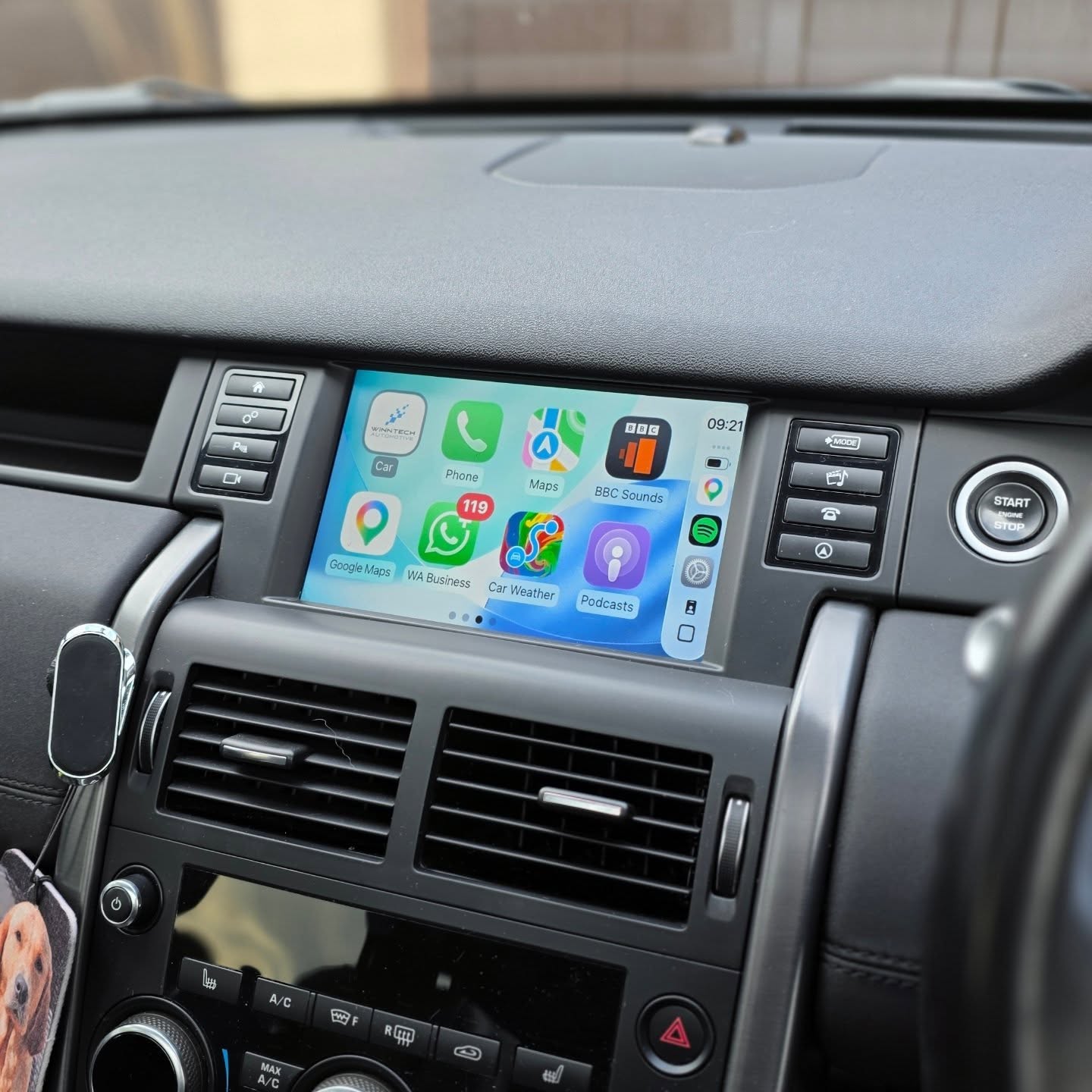 • Integrated Apple CarPlay •
We offer a number of solutions when it comes to adding CarPlay/Android Auto to your vehicle. From new stereos to larger infotainment screens but our most popular is the integrated system which seamlessly adds wireless CarPlay and Android Auto to your OEM infotainment system just like we did here in this Discovery Sport Landmark Edition.
🌐 www.winntech.co.uk
📧 info@winntech.co.uk
☎️ 07916-225476 Call/Text/WhatsApp
#WinntechAutomotive #wirelessapplecarplay #WirelessAndroidAuto #wecometoyou