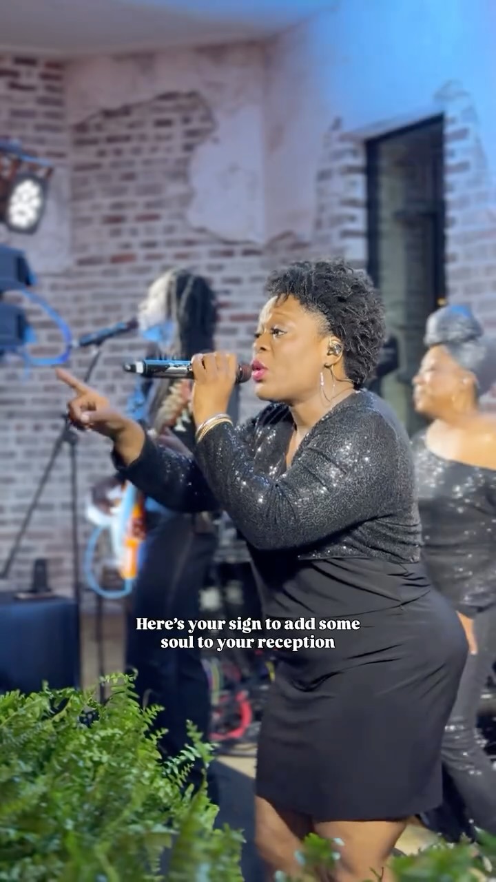 Don’t say we didn’t tell you 🤭🎶
For more information on directing YOUR day, visit us at directmydaycharleston.com.
-
Wedding Planner I @directmydaycharleston @laurenanneevents
Assistant Wedding Planner I @inspiredbychristi @sierraroach @shine.with.kimberly
Baker I @publixbakery
Bar I @duvalleventschs
Catering I @duvalleventschs
Band I @trusolband
Florals I @floralsbyhannah
Hair/ Makeup I @lashesandlacechs
Photography I @willbuckphotography
Rentals I @curatedeventscollective
Venues I Ceremony @summerallchapel, Reception @twentyone.magazine
Cocktail Music | @palmettostrings
Emily I @emilyyyadamsss
Collin I @c22mills