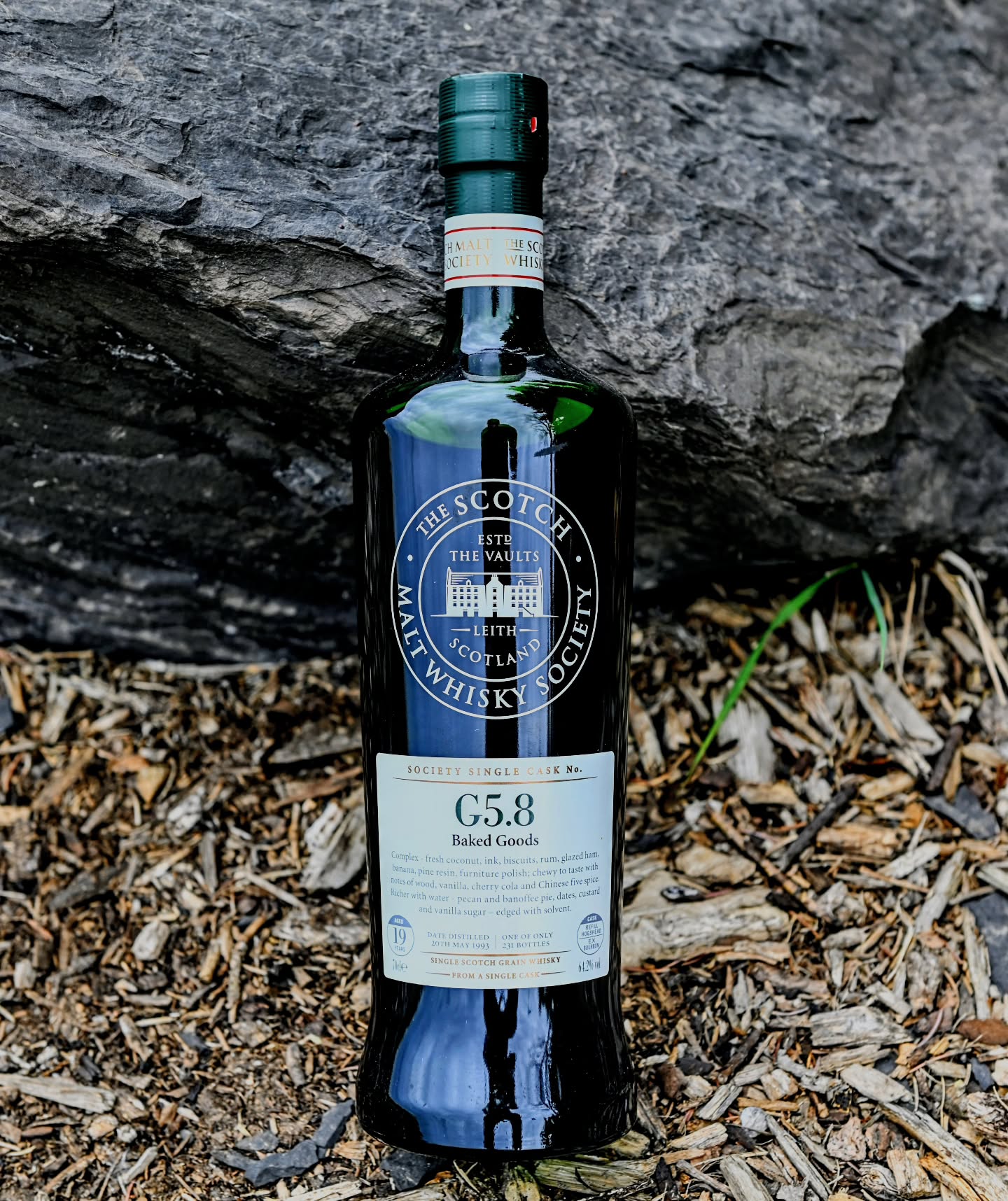 If you've been following for any amount of time, you know I will jump at any chance to grab a unique single grain whisky.
This one was one of those times. An Invergordon from @smws_uk that was distilled in 93 and bottled in 2012 for a nice 19 years in a refill hogshead. As almost always SMWS bottled it at a cask strength of 64.2% and I cant wait to dive into head first.
These old grains are always a journey through time it seems and I have really high hopes of sharing this time machine with a number of people.
.
.
.
.
.
#whisky #smws #invergordon #singlegrain #casks