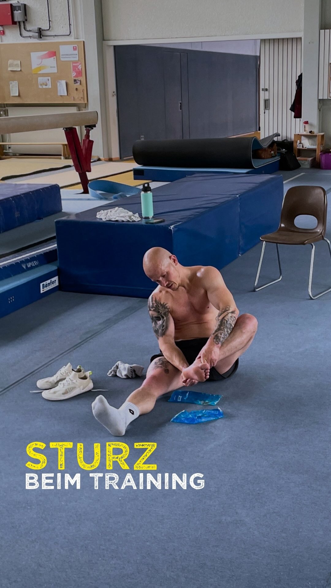 Wo extreme Akrobatik auf olympischen Ehrgeiz trifft, ist das Risiko eben immer Teil des Spiels. 🤷♂️
Beim 4. Training auf dem Schleuderbrett lief es zwischen @rene_casselly und @fabian.hambuechen eigentlich schon richtig gut – bis zu diesem einen Bruchteil einer Sekunde. Zum Glück weiß Fabian als Kunstturner genau, wie man sich im Flug abrollt. Ein paar blaue Flecken wird es trotzdem geben...
Ruh dich gut aus und schnelle Genesung, Fabian! 🤞
Ob die beiden nach einer kurzen Pause direkt weitermachen oder der Auftritt erst mal wackelt, erfahrt ihr im nächsten Update 👀