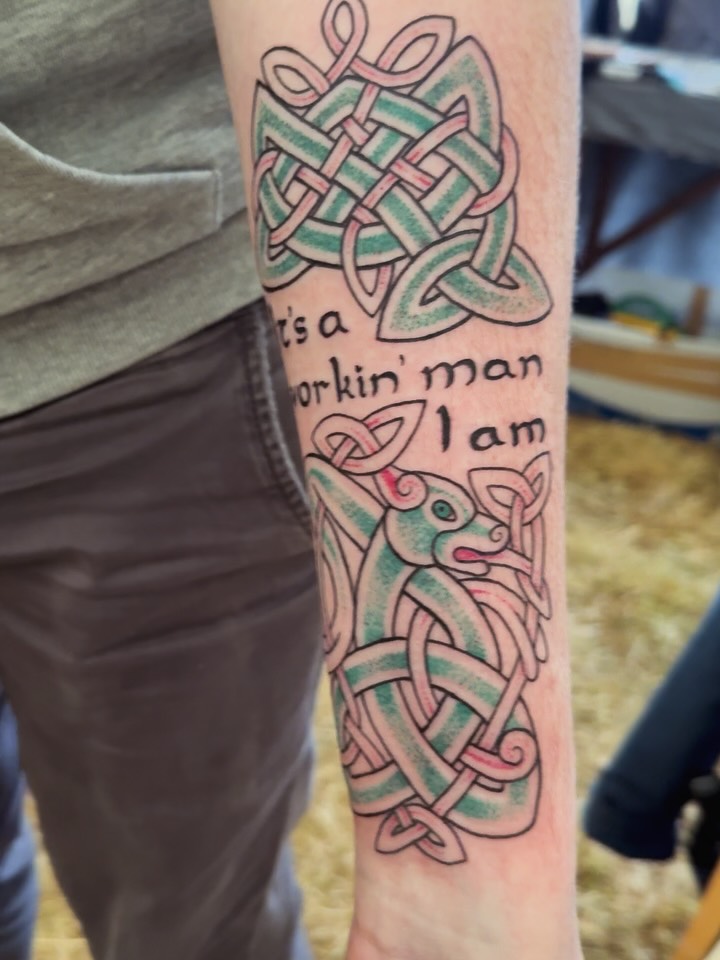 Had the most wonderful time tattooing and playing music @boynevalleyvikingexperience
-
Tattooing alongside the incredible crew of @sacred_knot_tattoo was such an honour. Always so inspired by Sean, Grace and @cromlechtattoo and @pictavia.leather
-
Thank you to all our wonderful clients and the festival staff who made it possible. Also thank you to @recirclewitch and @_jarasol_ for all your support!
-
#triplegoddessstattoos #celticknottattoo #knotworktattoo