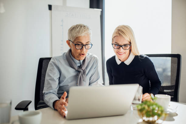 Dans le secteur social, de nombreux encadrants prennent leurs fonctions sans avoir été formés au management d’équipe.
Accompagner les collaborateurs, gérer les tensions et maintenir la cohésion sont aujourd’hui des enjeux essentiels pour les structures sociales et médico-sociales.
Notre formation « Les fondamentaux du management » permet de :
✔ adopter une posture managériale adaptée ;
✔ mieux communiquer avec son équipe ;
✔ gérer les situations sensibles ;
✔ organiser et piloter l’activité.
La formation s’appuie sur des mises en situation, des échanges de pratiques et des outils directement applicables sur le terrain.
Vous souhaitez accompagner vos encadrants dans leur prise de poste ?
Contactez-nous pour construire une formation adaptée à vos besoins 👉 contact@gcrorganisation.com
#Management #Leadership #SecteurSocial #ManagementPublic #PréventionRPS #FormationProfessionnelle #GCROrganisation
