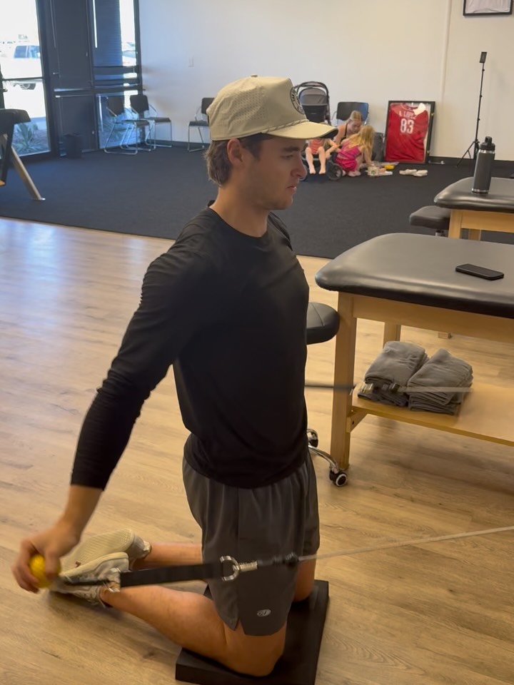 You’re not ready to throw again because it stopped hurting.
Pain leaving doesn’t mean the tissue is ready for 90 mph.
Most throwing injuries come back because athletes skip the progression — not because the rehab failed.
Structured program. Measurable checkpoints. No guessing on when to advance.
That’s how you get back on the mound and stay there.
DM me THROW to start a structured throwing program.