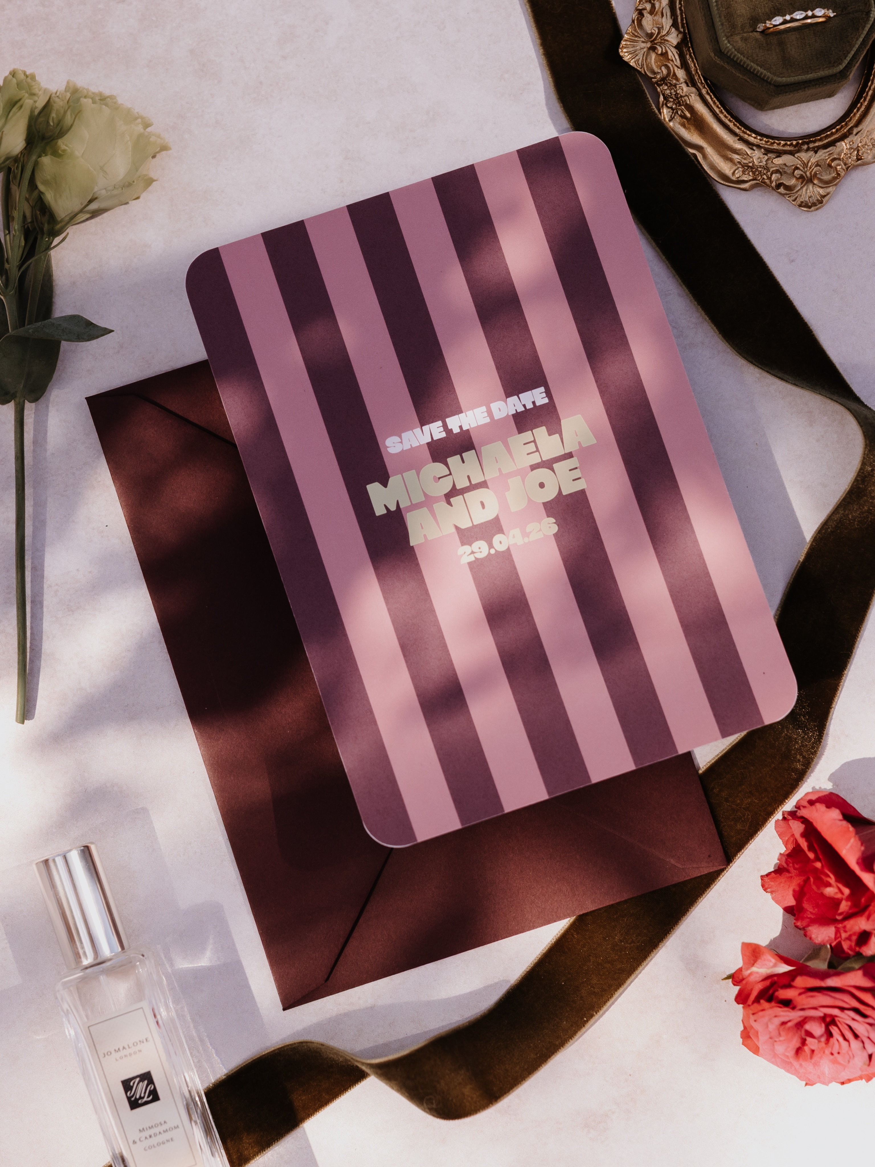 Here’s to the weather about to get SO good + lots of dining outside 🙌🏽
Photographer @melissameganphotography
Planner @byhannahbaskett
Planner @melissameganphotography
Venue @minerva_vines_ Florist @thewaytobloom
Make Up @rubyloubeauty Hair @francescabridalhair
Stationery @sundownpaper
Tableware @theluxecollectionuk
Furniture Hire @wedhead.uk
Cake @sugarplumbakeskingston
BTS @ringsandreels
Models @theguibarracouple @taureandgigi
Dresses @edmondsonbridalcouture
Suits @charlesgaleformalwear
Linen @chateaunoireventhire
Accessories @opheliarenbridal
#onthedaystationery #weddingstationerydesign #savethedatecards