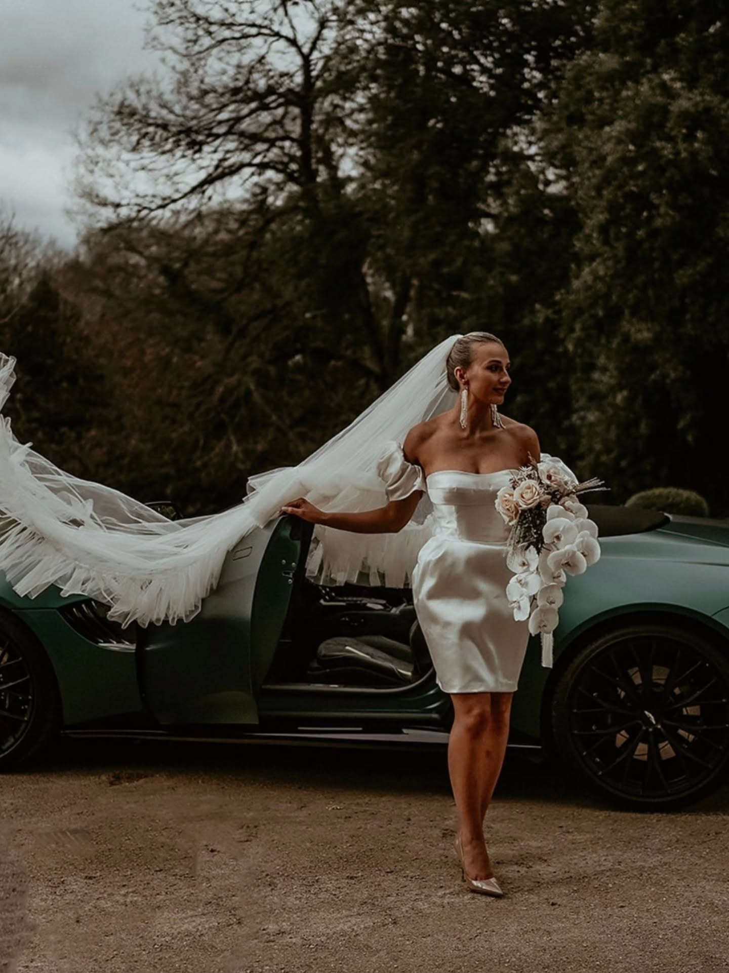 WHEN YOU WISH UPON A STAR...
Magic happens...
Bring on sunsets in Majorca @ely_leanne
Photography @katieingramphotography
Venue @hamptonmanor
Creator @theglamshamrock
Styling @junie_poonie
Stationery @junie_poonie
Dresses @bridalwarwickshire @heracouture
@alenaleenabridal
Veil & accessories @botiasaccessories
Hair @martha_houseofhair
MUA @ely_leanne
Flowers @greenandwildflowers
Model @ely_leanne
Car @astonmartin