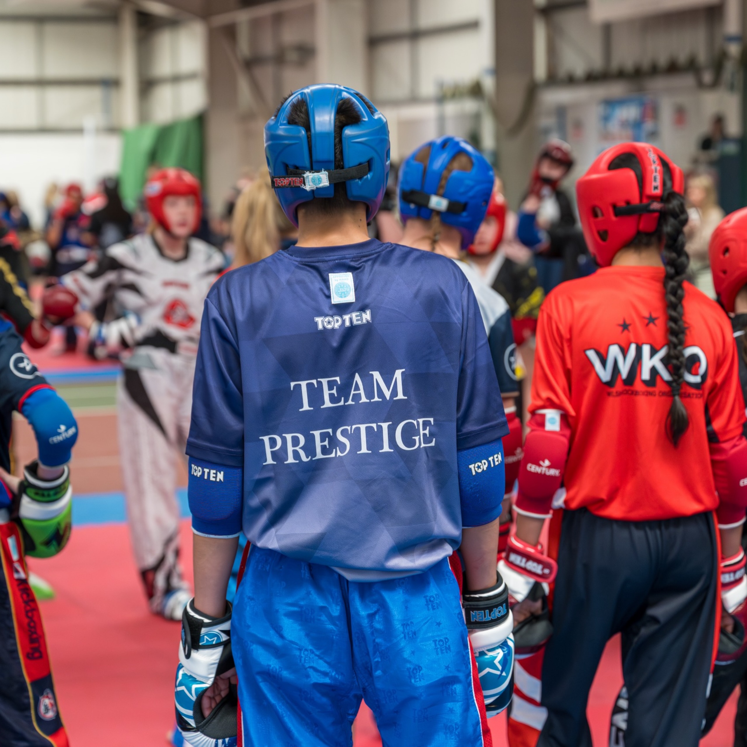 Team Prestige captured at the recent @kickboxinggb squad training 🇬🇧
Another great opportunity to enhance their skills and gain some quality sparring time 🤝
📸 @projectxiii_media
#kickboxing #martialarts #wako #lightcontact #pointfighting