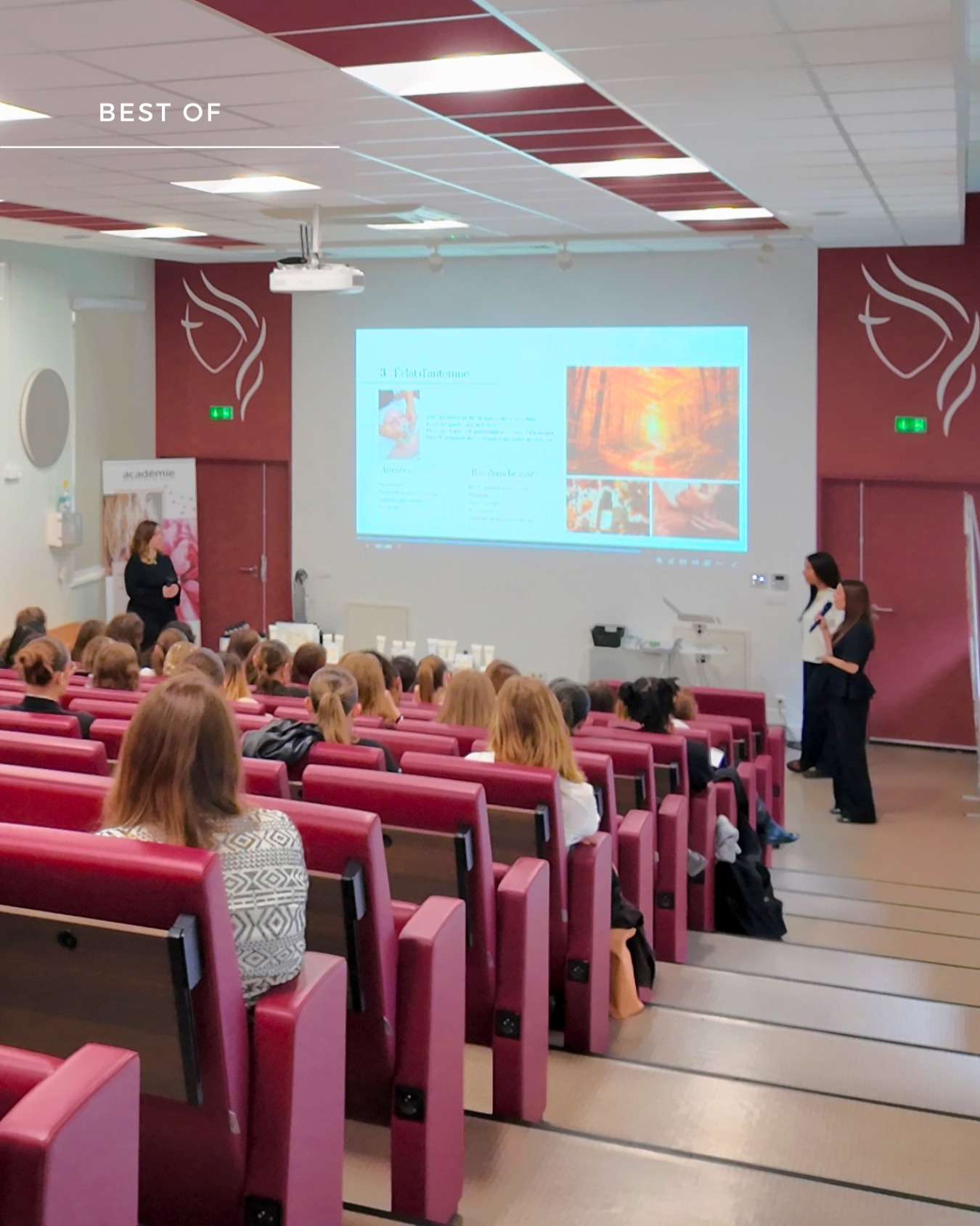 ✨ Transmission en backstage… avant le grand reveal… ✨
Après avoir imaginé chaque détail, conçu de A à Z et présenté leur projet de carte de protocoles de soins pour une marque de la cosmétique, nos BTS1 passent désormais le relais… aux étudiantes de Seconde BAC PRO 🎓
Objectif pour nos étudiantes en BTS Option Management et Animation Marques : développer un projet professionnel conforme à leur futur métier de manager ou de formatrice marque.
Création de protocoles de soins, ambiance sensorielle, mise en place d’une expérience client ,diagnostic de peau numérique avec IA, storytelling, formation des équipes, accompagnement des prestations et suivi des indicateurs de vente… chaque détail a été pensé et travaillé avec exigence.
Ces étudiantes qui vont entrer en année 2 du cursus BTS MECP assument ainsi pleinement leur rôle de managers et de formatrices pendant toute la durée du Beauty Store. Une opération grandeur nature qui leur permettra d’intégrer sereinement le monde de l’entreprise avec une base solide de connaissances métier.
Un projet de partenariat unique porté par la seule école en France à créer un POP UP STORE dédié à l’univers de la beauté pour ses étudiantes. ✨
Et devinez quoi ?
🌸 Ce 19 mai, notre BEAUTY STORE de printemps a ouvert ses portes…
Et SURPRISE :
Deux de ces protocoles signatures créés par nos étudiantes BTS sont proposés sur la nouvelle carte de soins printemps été 💌
#IBCBS #BeautyStore #BTSEsthétique #BeautyEducation #GenZBeauty #ExpérienceClient #CampusIBCBS #BeautyProject #Chartres
