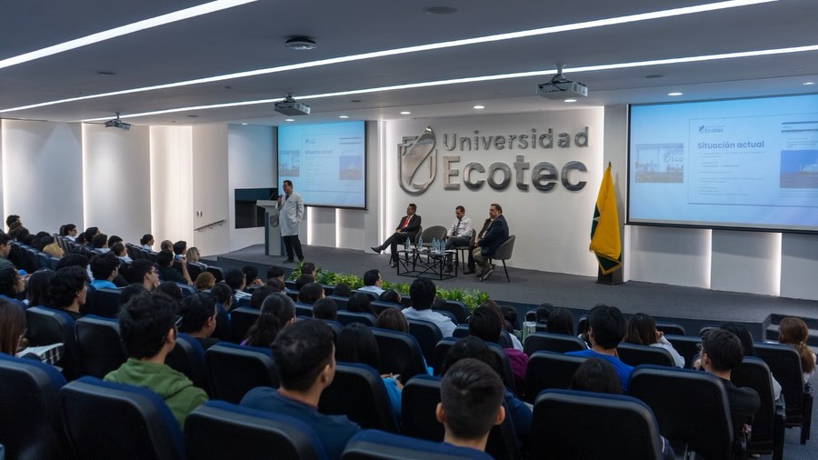 Nuestros estudiantes de la Facultad de Ciencias de la Salud y Desarrollo Humano participaron en un conversatorio sobre Hantavirus, donde expertos compartieron valiosos aportes académicos y científicos que fortalecieron su visión profesional y comprensión sobre esta enfermedad. 🔬
Un espacio de aprendizaje que impulsa el pensamiento crítico y la formación basada en evidencia. 🚀