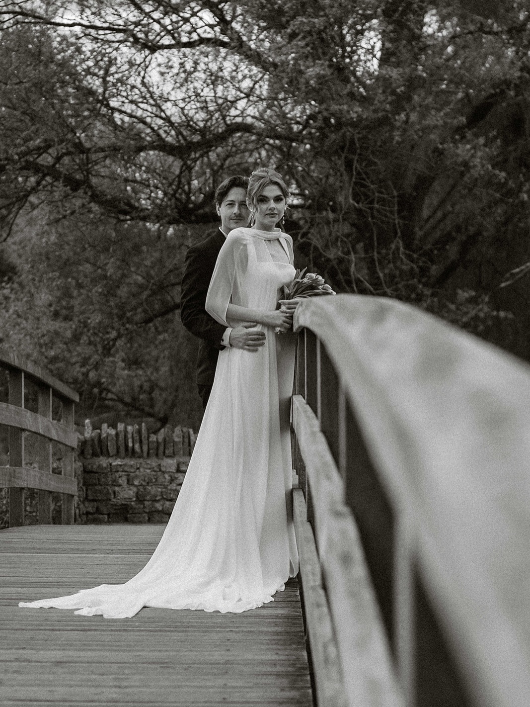 A little glimpse into pure bridal beauty at The Swan Hotel
Set against one of the most beautiful and romantic backdrops, this stunning styled shoot featured the unforgettable Yamal gown by Aire Barcelona, a dress that perfectly combines modern elegance with timeless romance. From the incredible silhouette to the delicate detailing, every part of this gown photographed like a dream 🤍
This shoot was brought to life by the most amazing team of creatives, with every single detail thoughtfully curated to create something truly special. From the florals and styling to the photography and finishing touches, the vision came together so beautifully and we honestly couldn’t love the final images more.
These are the moments that remind us just how special the wedding industry is, so much creativity, passion and talent all coming together to create something truly unforgettable!
We feel so lucky to have been part of it and cannot wait to share more from this unforgettable shoot
Venue - @swanhotelbibury @cotswoldinns
Photographer - @pedge.photography
Dress - @airebarcelona / @annabelsarahbridal
Earrings - @majoricaofficial / @annabelsarahbridal
MUA - @hesterlilymakeupartistry
Hair - @gbzhairbyharriet
Flowers - @flowers.by.fay
Celebrant - @emmabutlercelebrant
Videographer - @gardnerfilmsuk
Suit - @regencygroombishopscleeve
Model - @livsphipps
#cotswolds #bridal #bridalinspiration #wedding #styledshoot