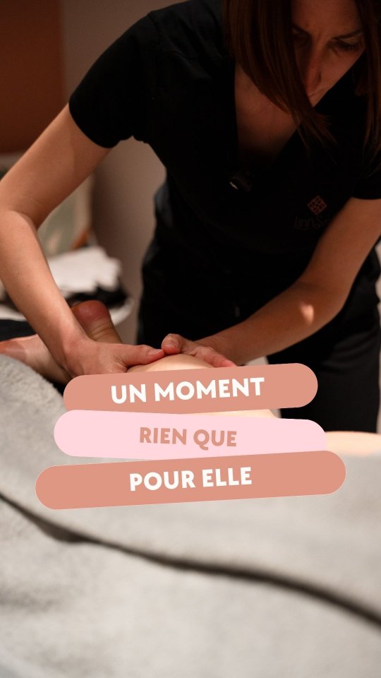 DIMANCHE 31 MAI ❤️
Et si cette année, vous offriez à votre maman bien plus qu’un cadeau…Un vrai moment pour souffler, lâcher prise.
Parce qu’elle pense souvent aux autres avant elle, la fête des mères est l’occasion parfaite de lui offrir une parenthèse de mieux-être.
Massage harmonisant, massage crânien planant, soin du visage oxygénant…
De nombreuses idées cadeaux l’attendent pour répondre à ses besoins du moment et lui faire vivre un instant rien qu’à elle.
Les cartes cadeaux disponibles à l’institut ou sur le site ( lien en bio).
Nous vous apporterons tous les sonseils personnalisés selon ses envies et ses besoins.
.fètedesmères .massagelessablesdolonne .institutdebeautélesachards .cartecadeausaintmathurin
📍 Saint Mathurin proche des Sables d'Olonne et des Achards
----------
Spécialiste des massages intuitifs, soins du visage bio et beauté holistique.
À Saint-Mathurin, tout près des Sables-d’Olonne, pour prendre soin de vous naturellement.