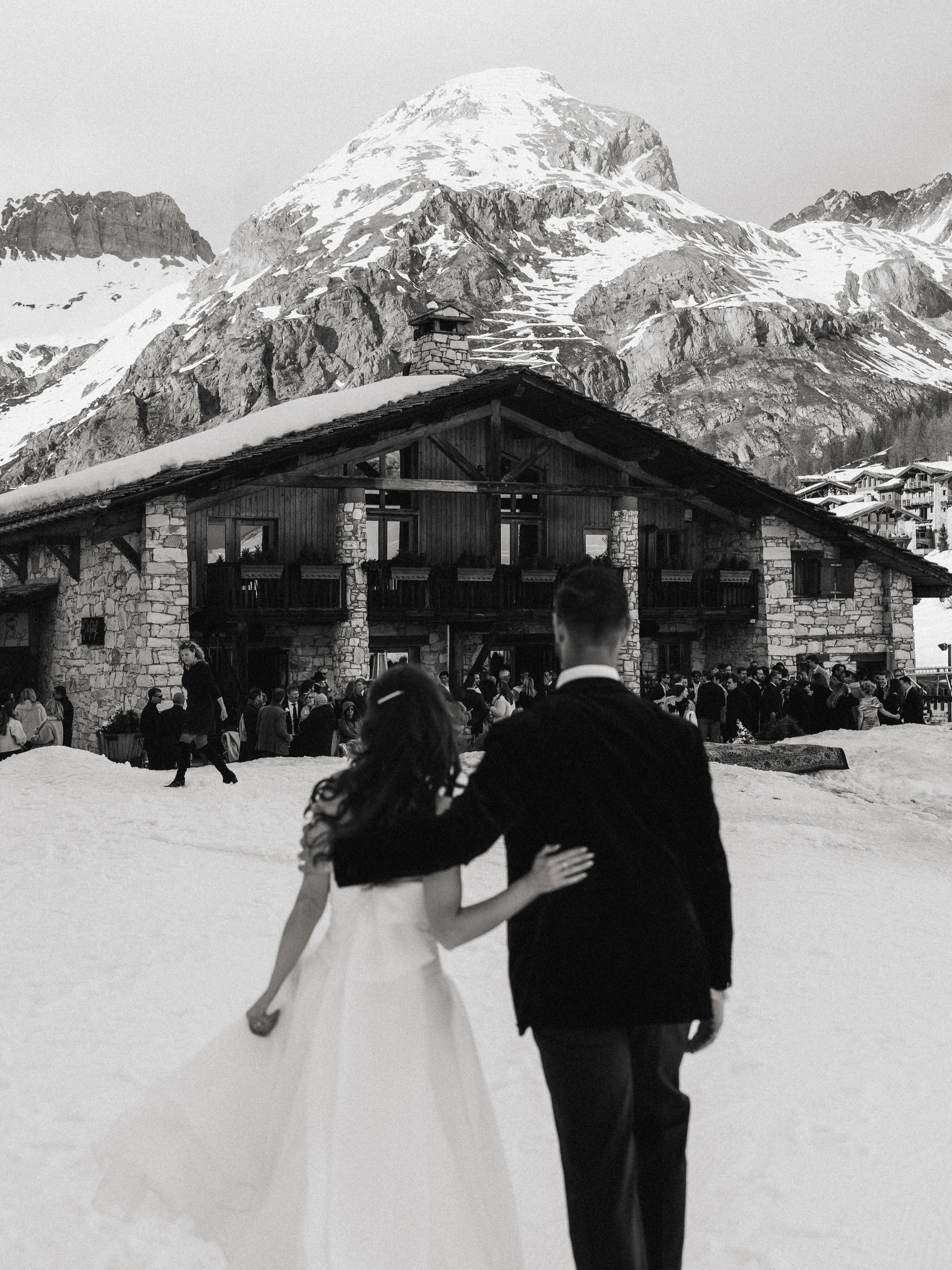 Wedding at Val-d’Isère looks like ❤️