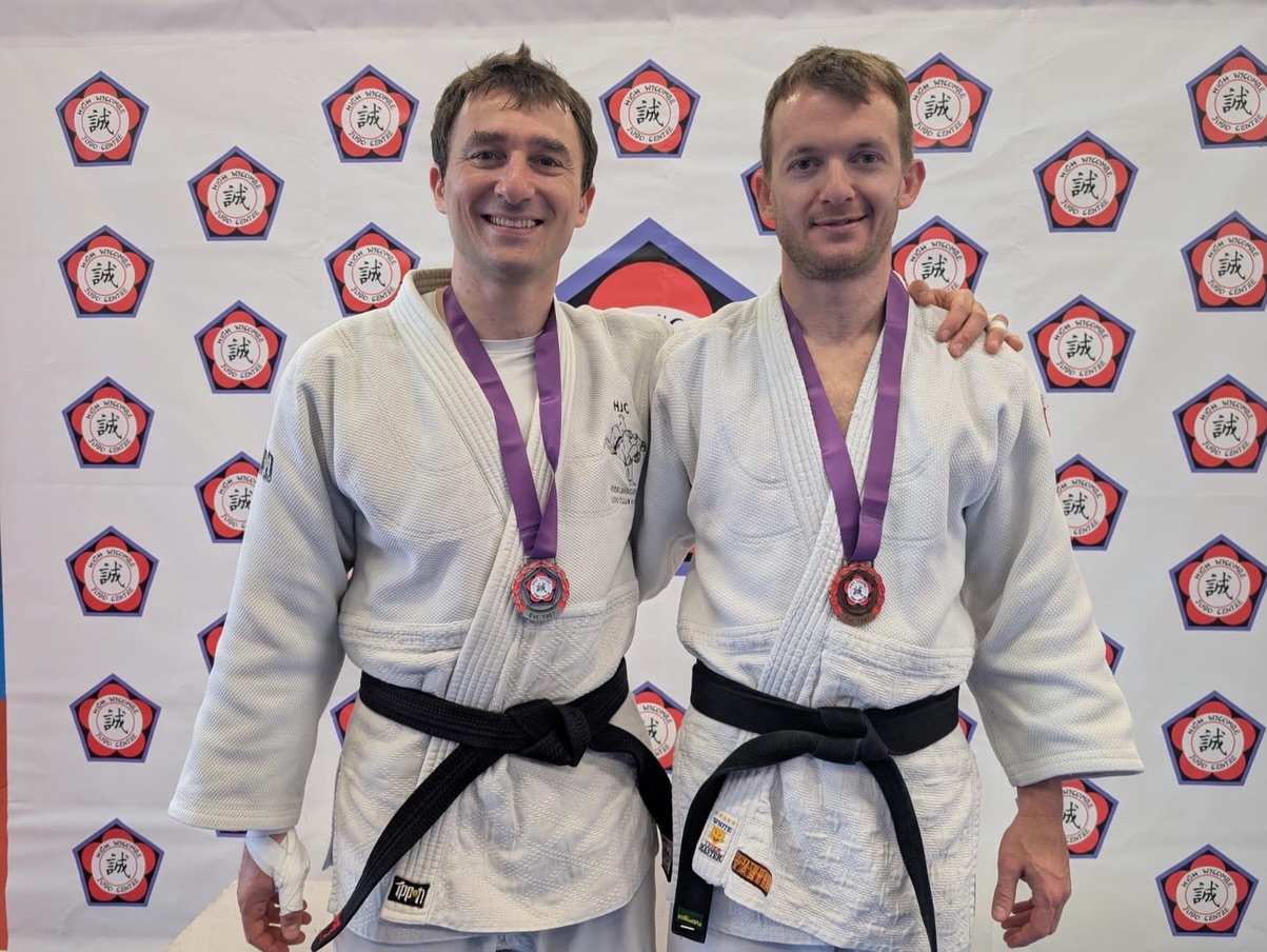 Great work from Matteo and Marco who took a silver and bronze respectively at the High Wycombe Masters today. Well done! 🔥🥈🥉
