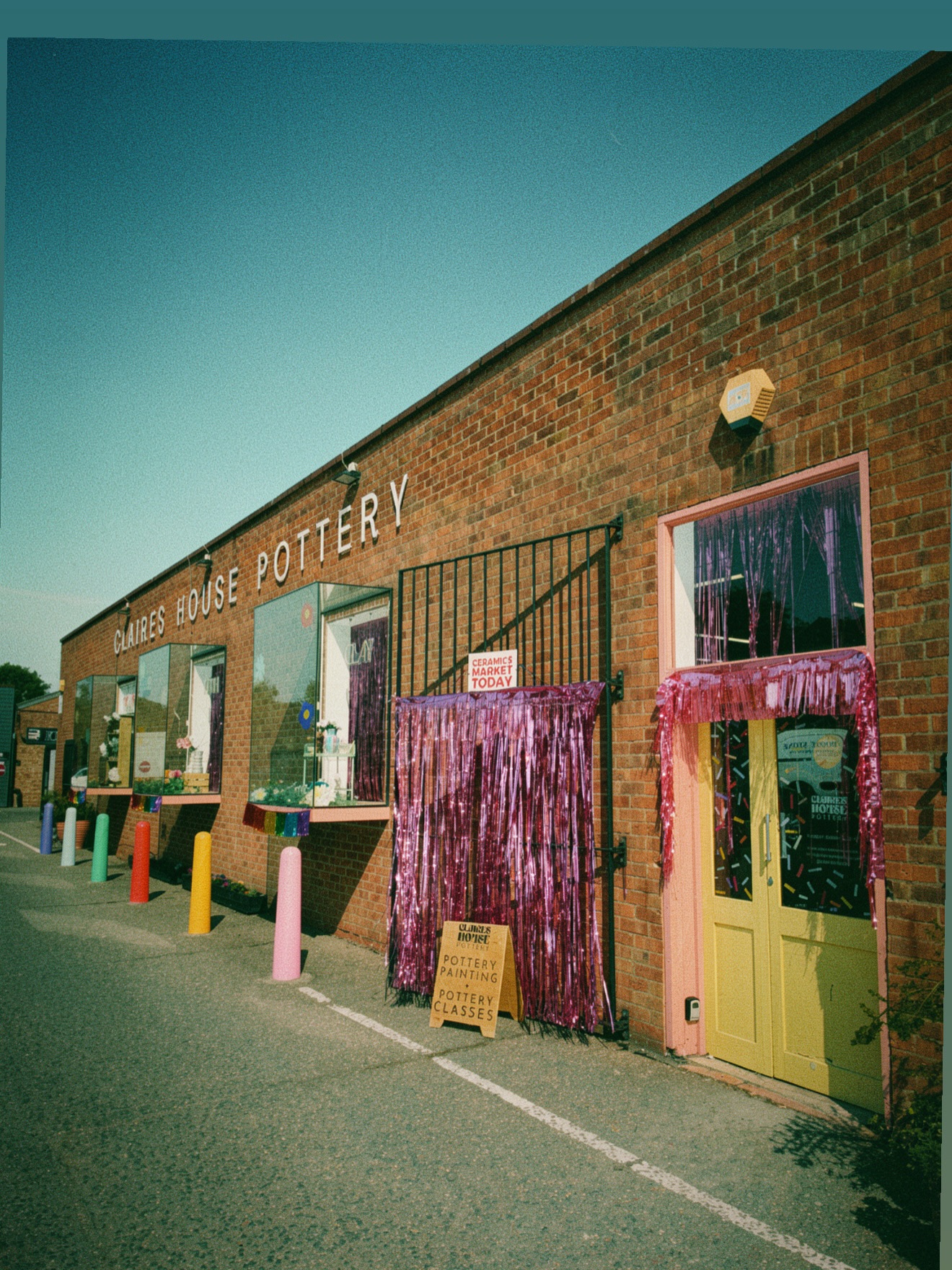 💖 Spring Market DONE 💖 A huge thank you to everyone that came, purchased or supported the studio today 🥰 A special thank you from me to our wonderful staff, members, students and family members for all their hard work both making beautiful pottery but also helping to clear and reset the studio ✨I’m now ready for a large glass of wine in the sunshine 🥂