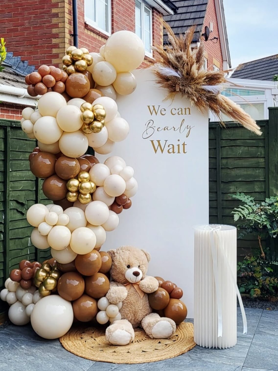 We can bearly wait π§Έ
#organicballoons #balloonarch #bear #babyshower #cardiffballoons