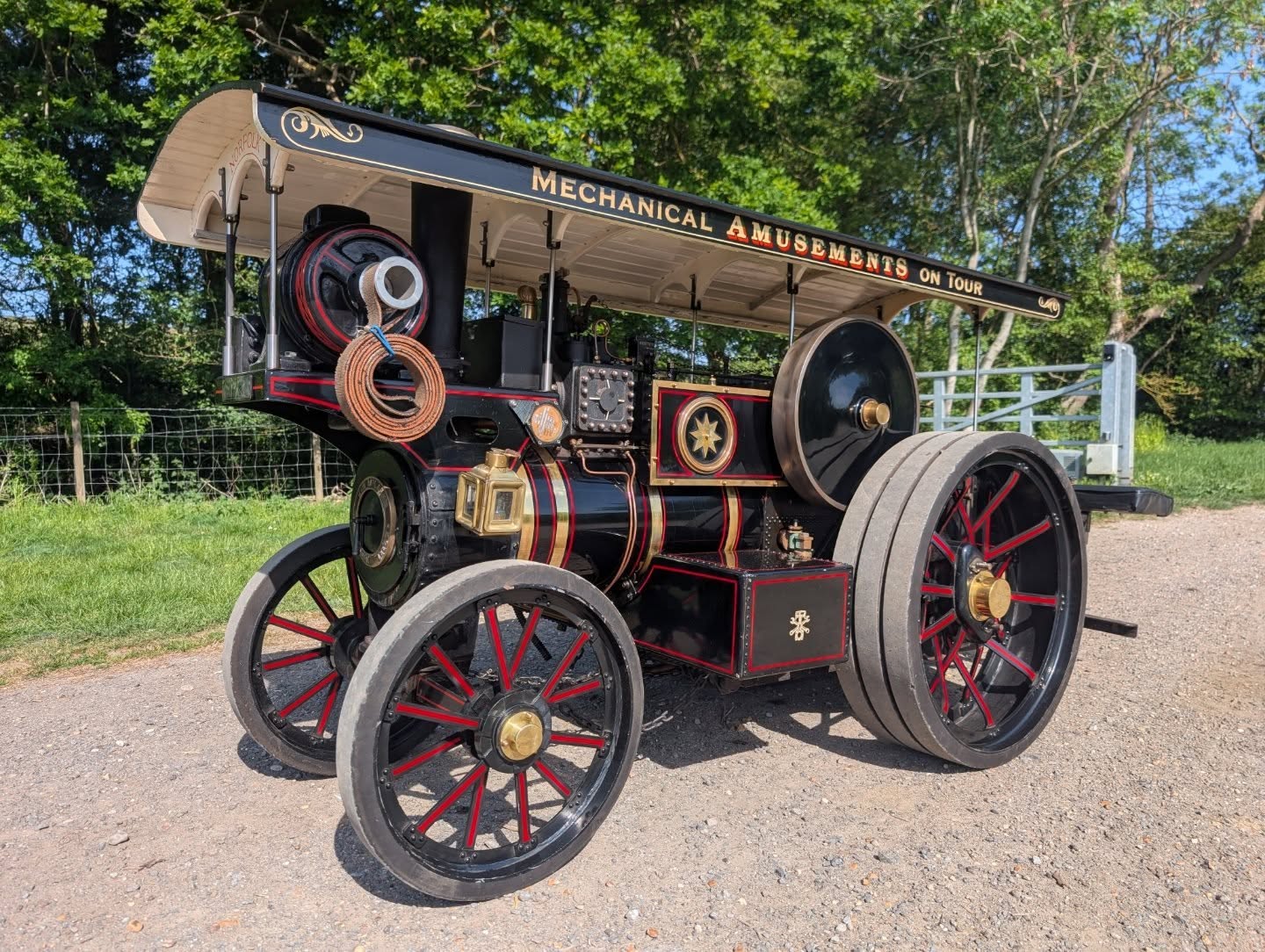 We have been busy behind the scenes for the last month or so with various projects and a couple of engines selling before even making it to the website! but here are a couple of new arrivals that have just been listed, for full details please see
www.legacyvehicles.co.uk/miniatures
.
.
#steamengine #tractionengine #showmansengine #steamrally #steamup