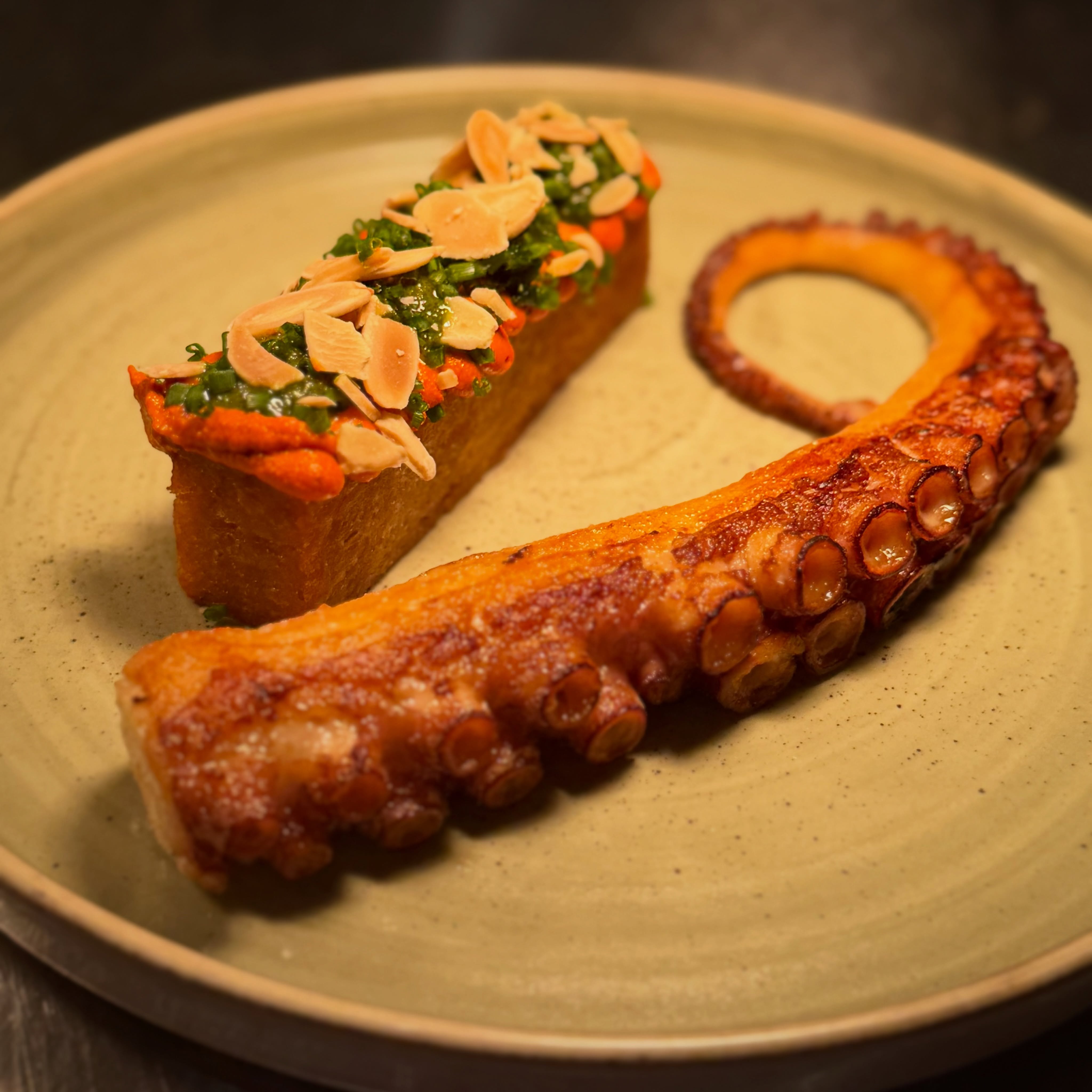 Cornish coast octopus, served with a potato rösti, romesco sauce, toasted almonds & chives
#restaurant #octopus #starter #cambridgefood #chef