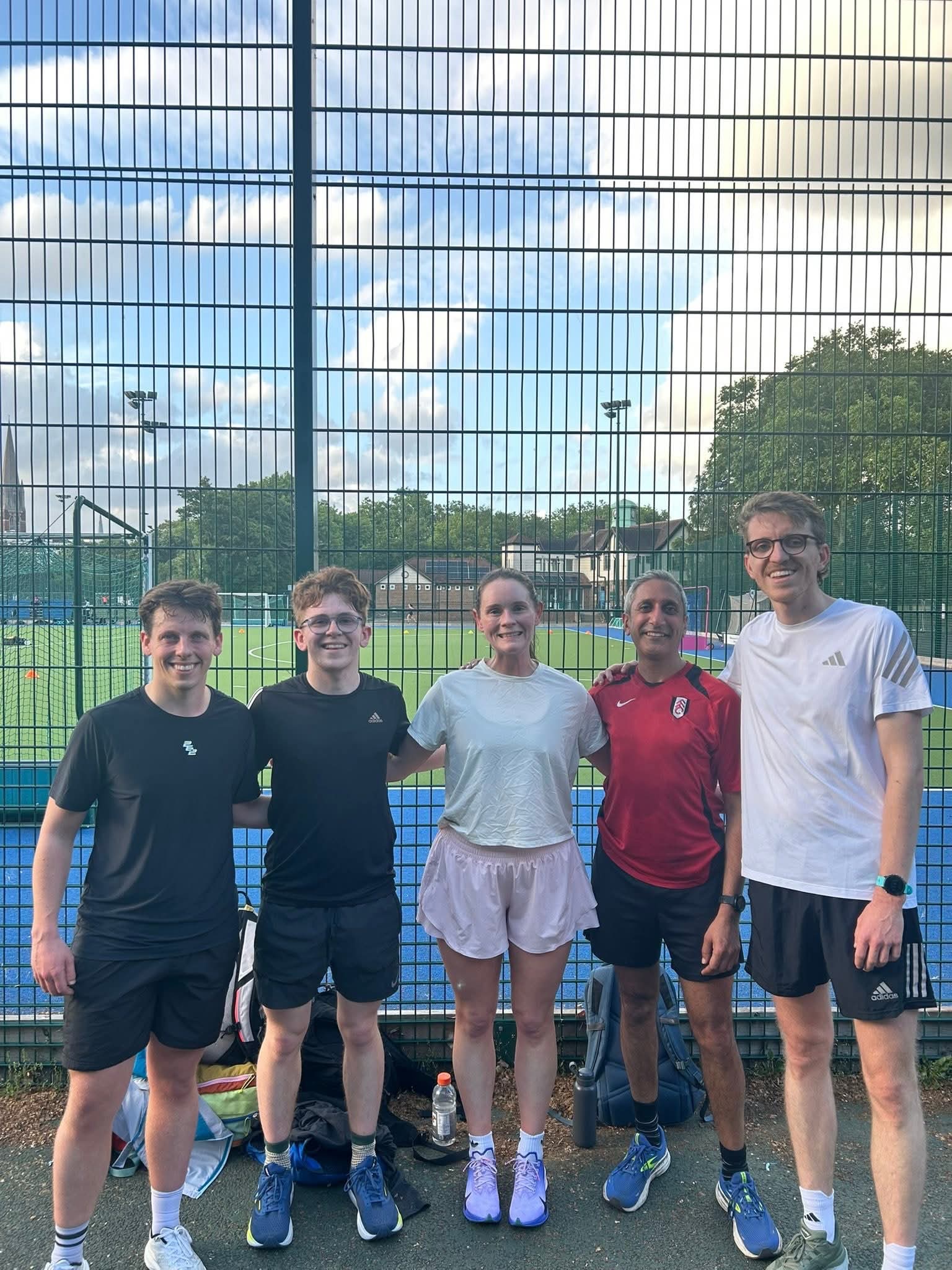 Well done to our Tuesday intervals crew and thanks to our session hosts! Make the most of this sunshine and join us for our social club run this evening at 6.45pm, Kiss the Hippo, Fulham Pier ๐๐ฟ๐๐ปโโ๏ธ
.
#runningclub #socialrunning #runlondon #intervals