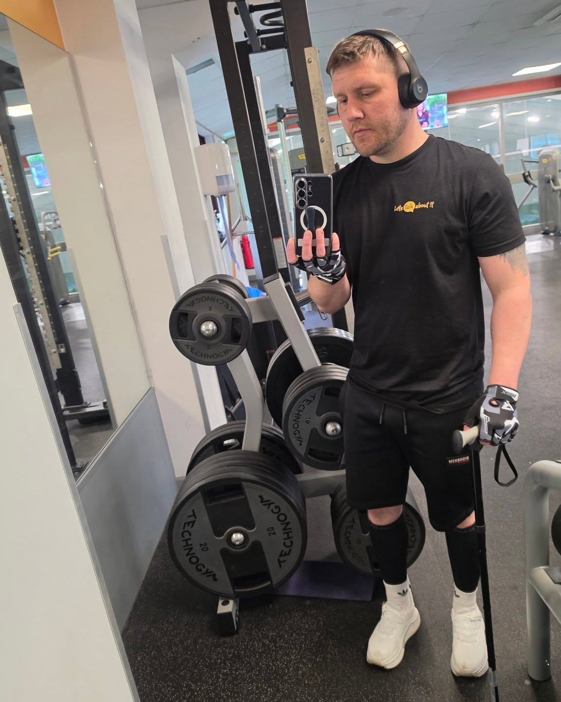 I the Gym today, I could really feel the muscle fatigue quickly.
The strength gains, muscles improving but the fatigue comes on strong and my body starts to give up.
I drop the weight, carry on and just do what my body says. Having to ignore to thoughts of weakness and failure become a challenge. I always remind myself, turning up is the goal.
#multiplesclerosis #mswarrior #msawareness #inthistogether #beneaththetracksuit