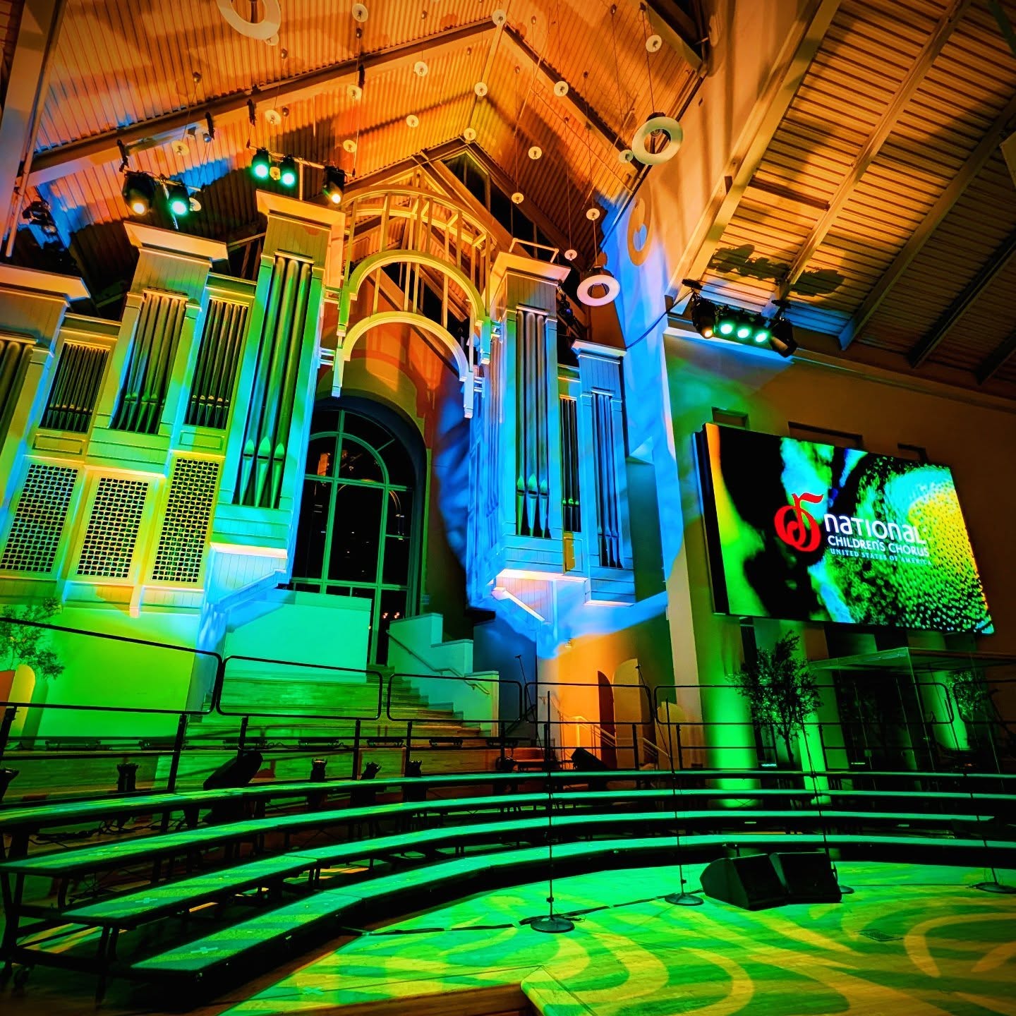 Taking flight one more time with NCC @nationalchildrenschorus at the Bel Air Church @belairchurch in the beautiful hills of Los Angeles with the 2026 LA Spring Showcase. 🪽
💡: Panda Roja @pandarojadesign
⚡: Chauvet @chauvet_pro / Elation @elationlighting / ETC @electronictheatrecontrols / Kinetic Lighting @kineticlighting
#nationalchildrenschorus #takingflight #showcase #losangeles #lighting