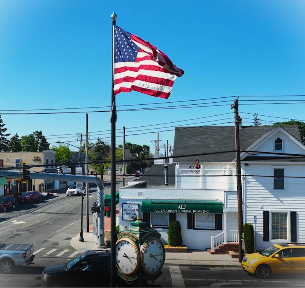 Today, we honor and remember the brave men and women who made the ultimate sacrifice for our country. Wishing our Huntington Station community a safe and meaningful Memorial Day. ❤️🤍💙
#MemorialDay #HuntingtonStation #HonorAndRemember