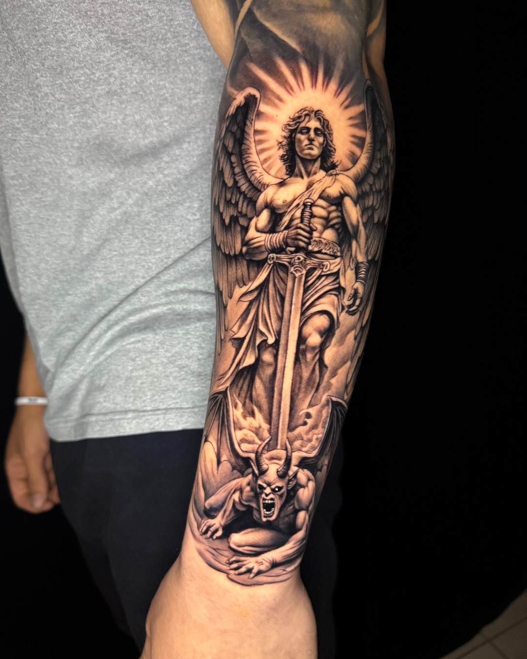 Sick Saint Michael done by Nacho
@beat_tattoos
To book with Nacho
Request an appointment at
TitanTattooNashville.com
#saintmichael
#saintmichaeltattoo
#nashvilletattooshop