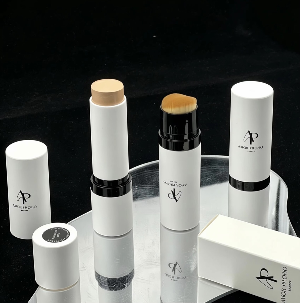 Enhance your beauty routine with our versatile contour stick dual. Perfect coverage and effortless application await you.🤎
#beautyessentials #makeuplovers #contour #amorpropiobeauty #beautyroutine