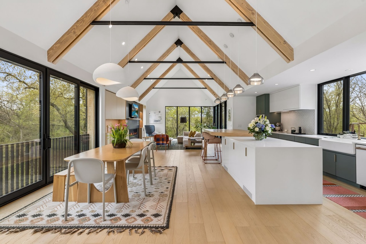 This home balances clean Nordic simplicity with so much warmth and character.
Vaulted ceilings, exposed timber beams, and dramatic architectural details make every space feel inviting.
And trust us… you’ll want to swipe all the way through for the hidden room 👀
Listing Agent: @regan.hornig.realestate | @lakessothebysrealty
Architect: @imprint.architecture
Builder: @ridgeconstruction
Photography: @spacecrafting_photography