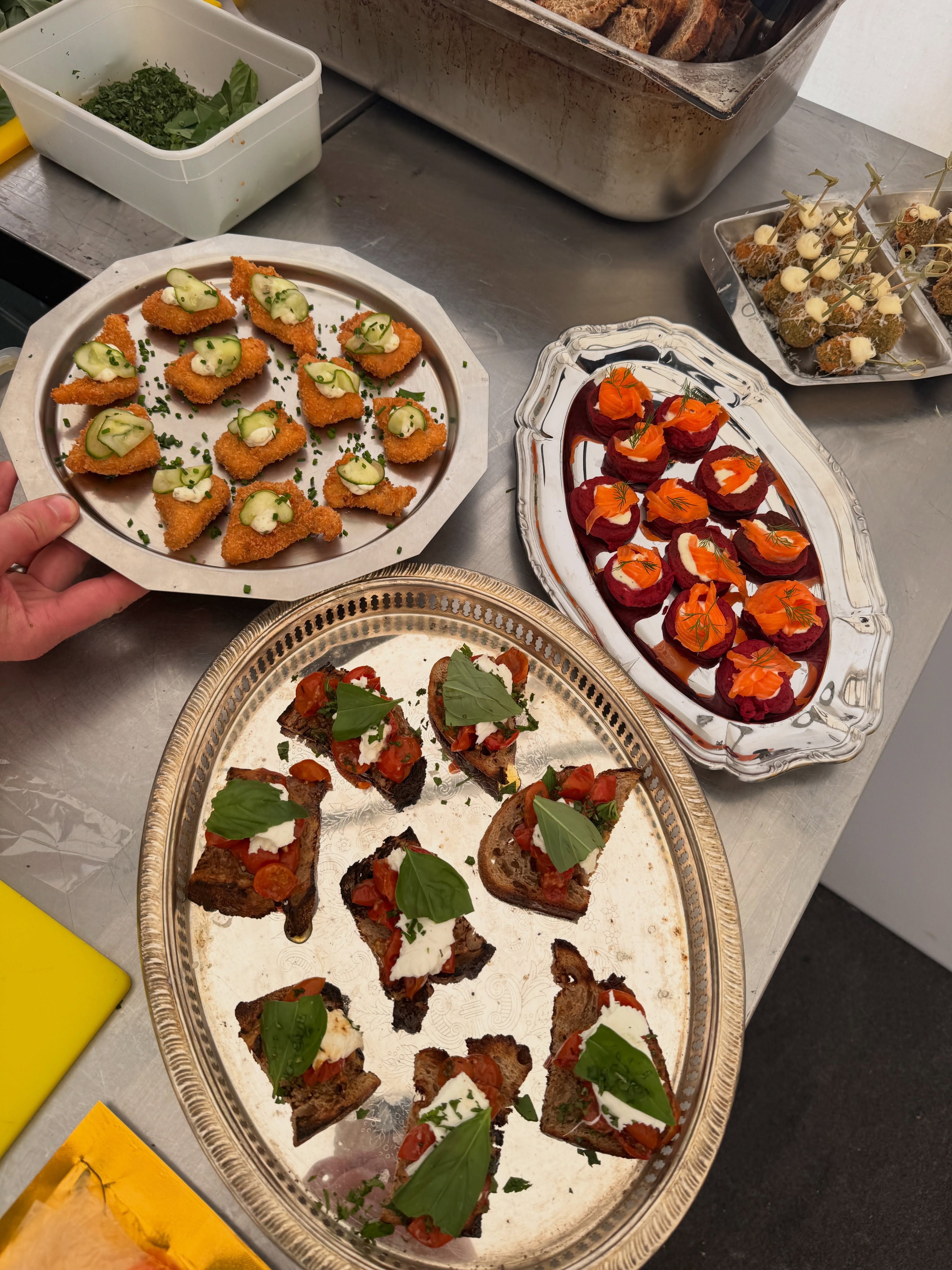 Don’t wanna brag but we had another fantastic Saturday. Rain couldn’t stop these guys from having the best time ever, and hopefully we helped with that! A very speedy turnaround of the tent during canapé time, a champagne tower, stacks of steak and 120 panna cotta. Oh and about a million tiny beers. Nice.
Excellent canapé selection on the brides very classy platters -
- beetroot blini, @meretrout, zingy horseradish
- Vietnamese summer rolls, some with prawns
- pork schnitz, caper mayo + pickled cuke
- pesto arancini, confit garlic aioli
-slow roasted toms and mozz toasts
- carnitas tostada with guac and pickly onions
Scroll for the full menu, and a dreamy party set up. Love it
#somersetwedding #wiltshirewedding #dorsetwedding #bristolwedding #gloucestershirewedding