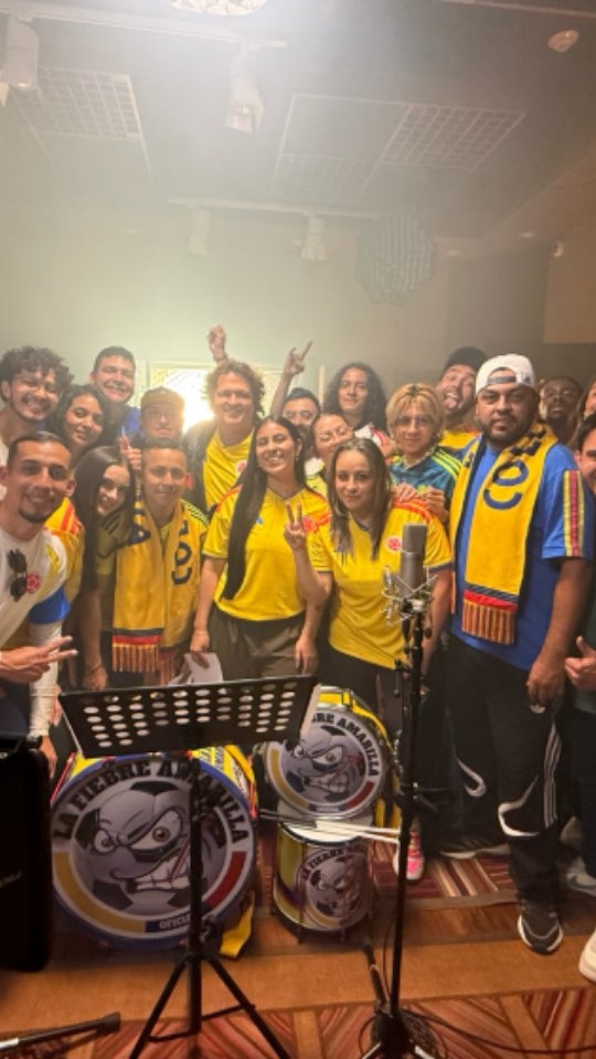 @gairamusicalocal está más que preparado para ser el escenario de la fiebre amarilla. Gozar cada partido de la sele con el ambiente más colombiano. Él lugar ideal para compartir en familia y con los panas.
