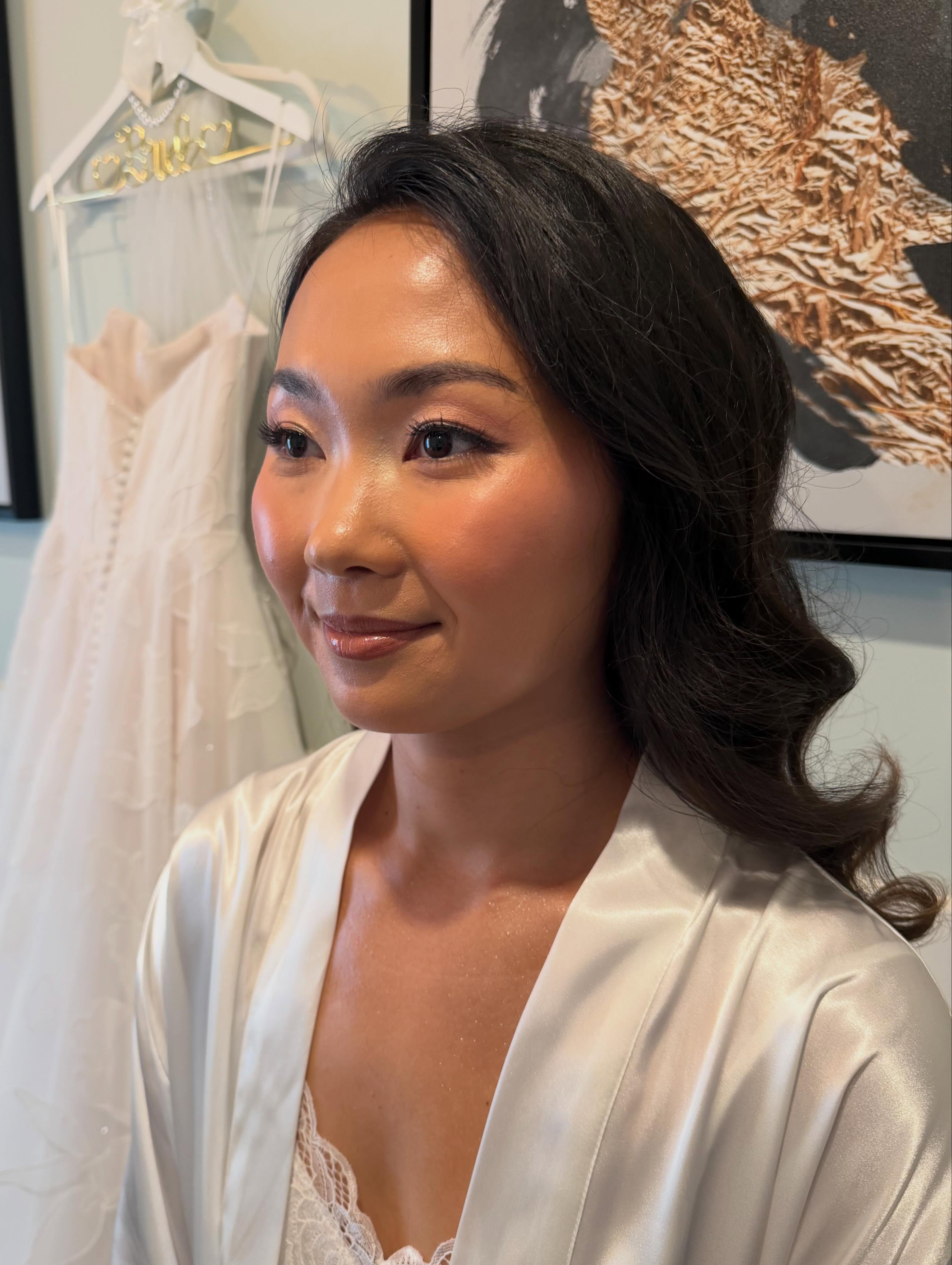 Loving this glowy look created by Madison paired with the timeless Hollywood curls by Haley