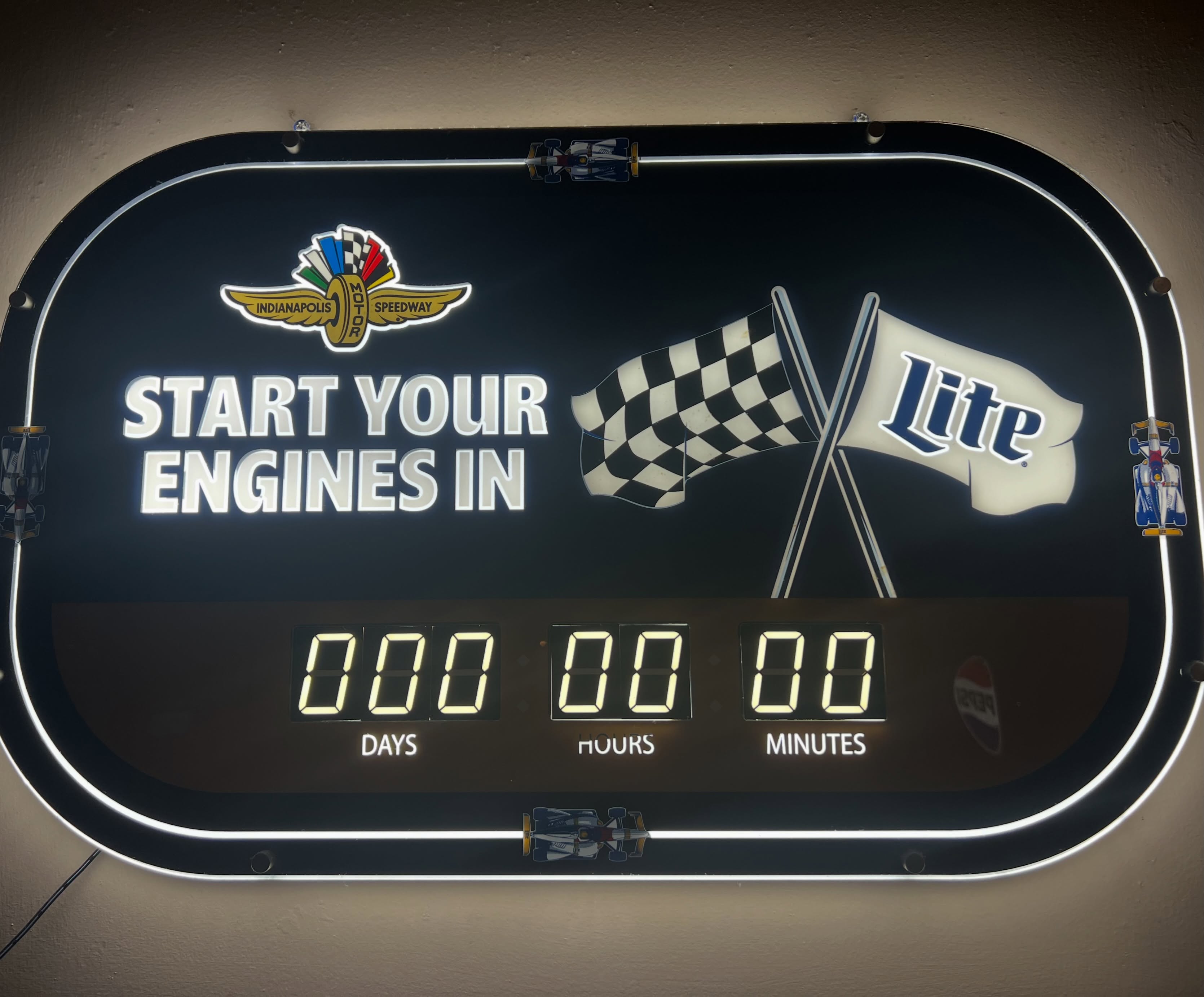 Best day of the year! Come by and get your after race fuel here at Roselli’s! 🏎️🏁