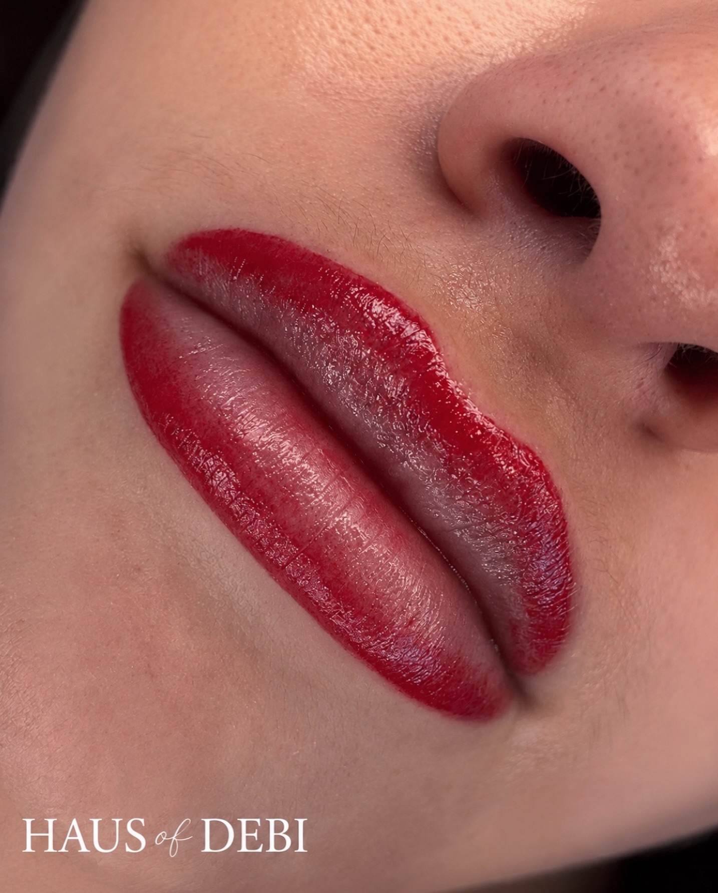 A new lip era is arriving. 💋
✨ VELVET LIPS ✨
Soft-focus color. Blurred velvet finish. Effortlessly defined.
🍾Launching soon at Haus of Debi.
Artist: @dianaisa.ds
#VelvetLips #LipBlush #VelvetLipBlush #CherryLips #LipTattoo #PermanentMakeup #LipBlushTattoo #OmbreLips #lascruceslips