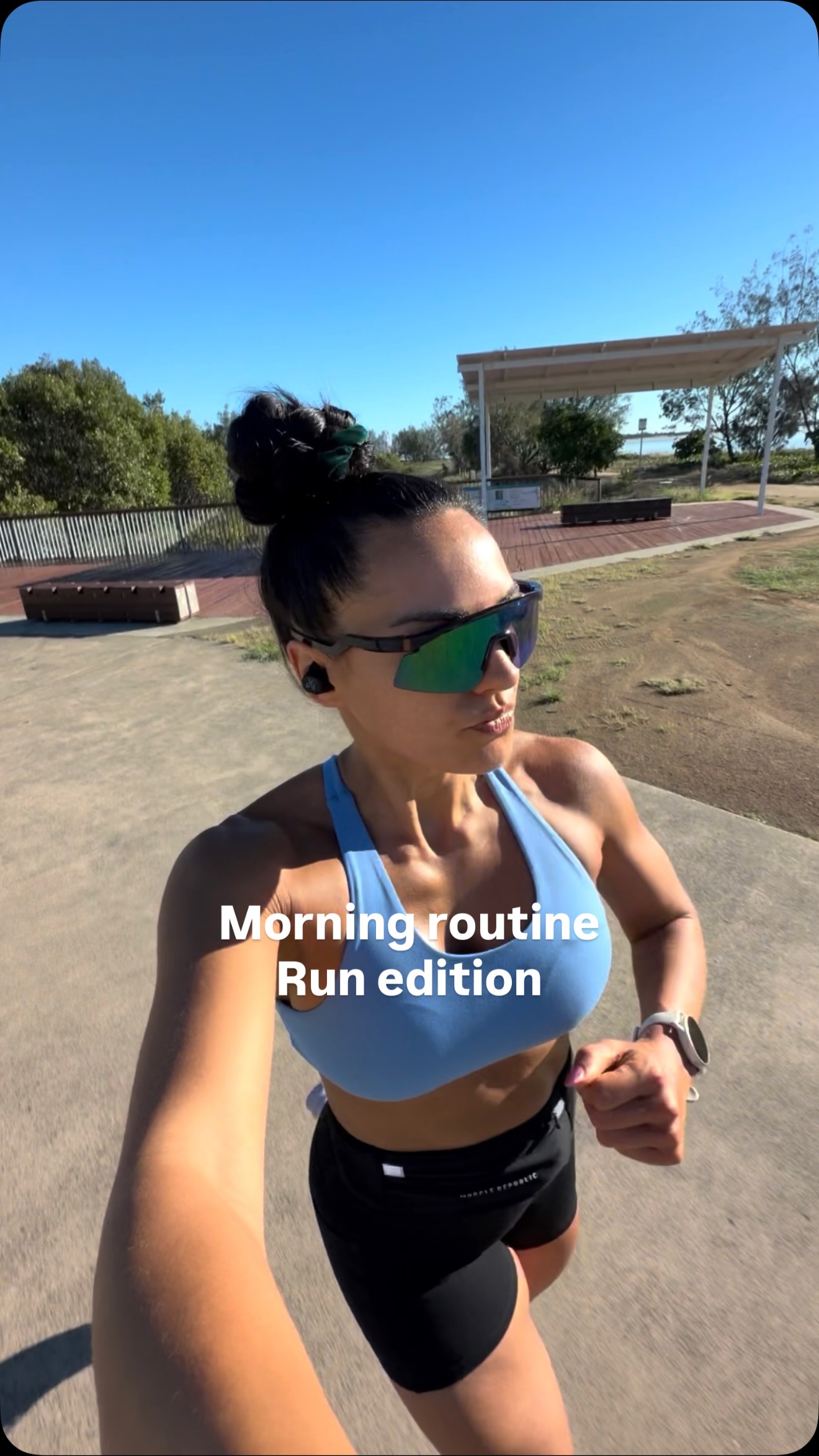 Suns out…Lets RUN
Fueling with my top 3 favourite supplements for running lately 👏🏼
All from @nakedharvestsupplements 🤍
Use code LARAGYA to save ✨
Banana Milo Overnight Oats
50g of oats
150ml of almond milk
1 tsp of chia seeds
1 serving of @nakedharvestsupplements protein powder
1 tsp of milo
50g of banana
Macros - 55C/34P/10F
Cals- 430
Honestly really loving my outdoor runs lately and wanting to carry this momentum all through winter ☀️
What’s keeping you motivated with your training this winter? ❄️