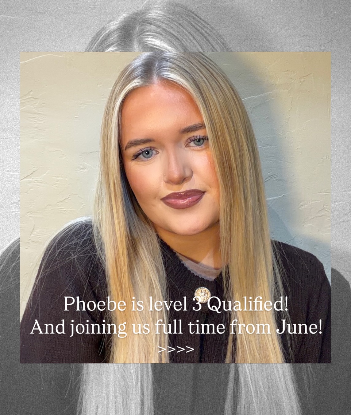 ✨ BIG NEWS ✨
Our lovely Phoebe has officially completed her Level 3 advanced hairdressing qualification! 🎉👏🏼
We are SO proud of how far she’s come since joining the team. From day one she’s thrown herself into every opportunity to learn, grow and improve, and watching her confidence, skill and knowledge develop has been amazing 🫶🏼
Phoebe has become such an important part of the Apple Hair Design family, clients absolutely adore her calm, caring nature and she’s always willing to help with absolutely anything (usually before we’ve even asked 😆).
AND… even more excitingly… she’ll be joining us FULL TIME from 16th June! 🥳✨
We can’t wait for you all to see even more of her in the salon. She’s worked incredibly hard for this and truly deserves it 🤍
Give her a huge congratulations below 👇🏼✨