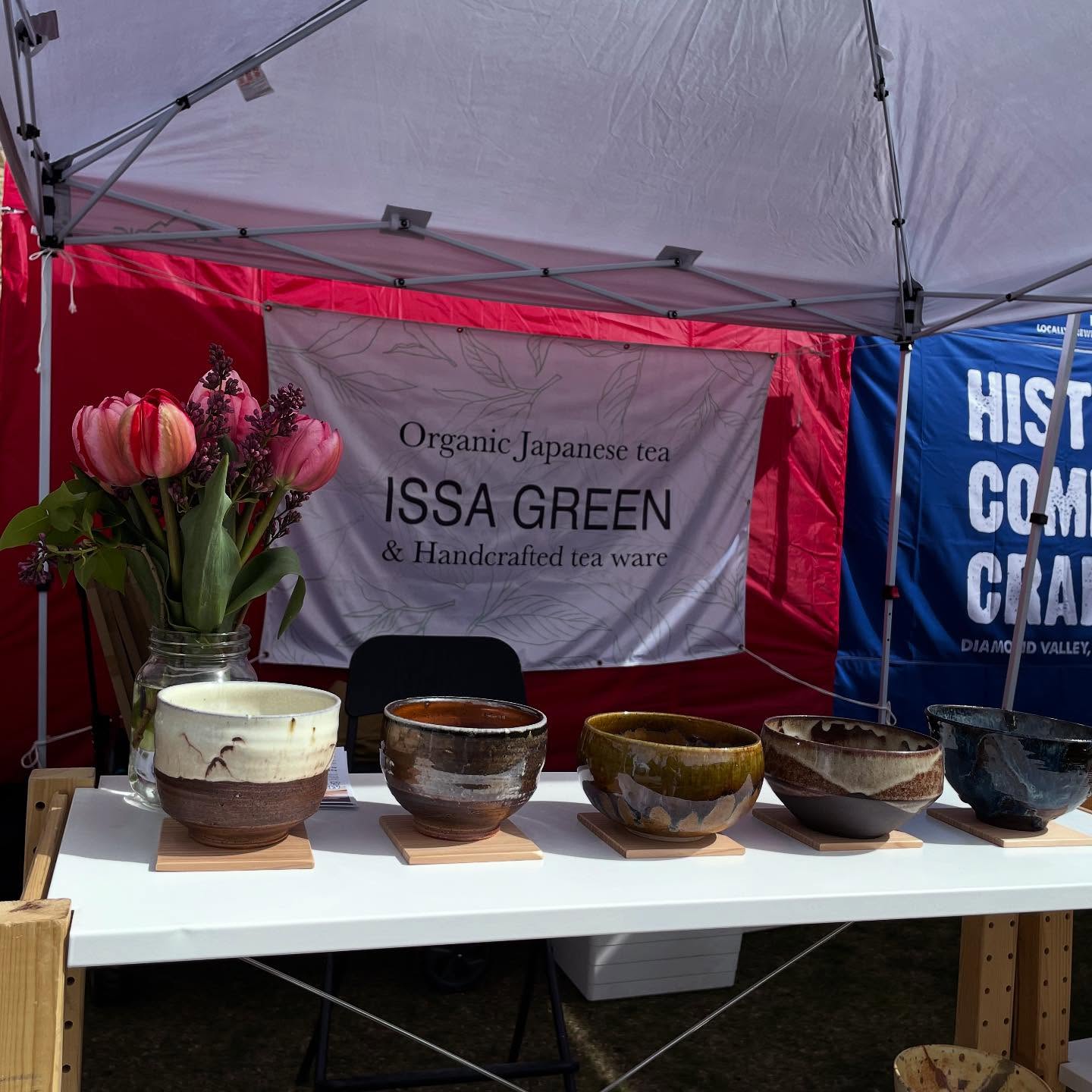 🌿 Market season is here! 🌿
We’re at @farmersmakersmarket today from 10:00–14:00, and then heading to another special event right after ✨
Our partner potter, Minoru is featured in a spotlight exhibition at Alberta Craft gallery, @cspace.mardaloop with a reception from 14:00–16:00
We’ll be serving cold brew teas and little tea treats collaborated with @begoniabakehouseyyc there 🍵
Come spend the day with us, sip something refreshing, and celebrate beautiful handmade work. See you soon!