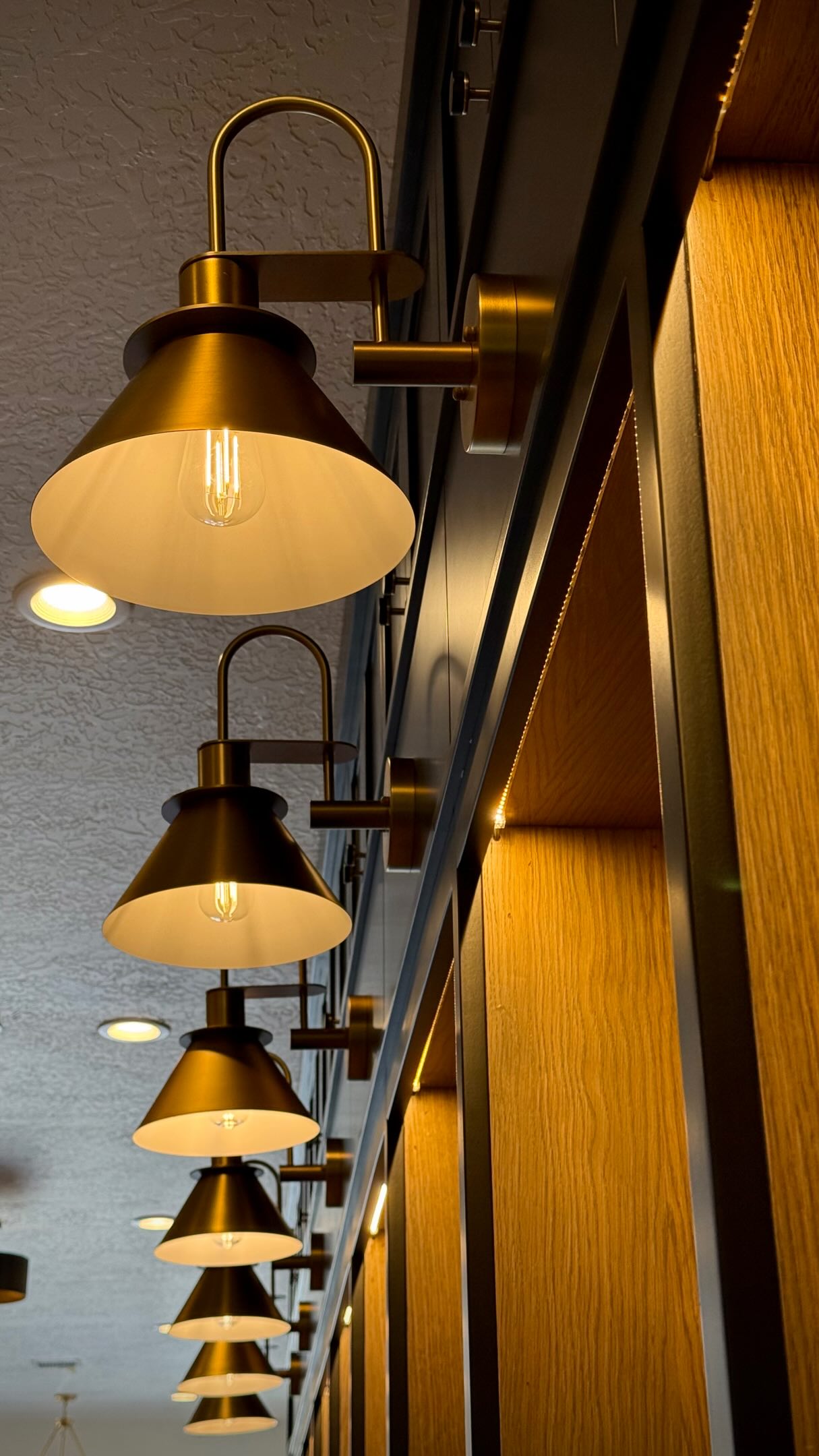 There’s something about lighting that changes everything. Especially when you put your lights on a dimmer. It’s an easy way to create and adjust the mood of a space.
It’s the layer people often can’t quite put their finger on — the reason a space suddenly feels warm, elevated, inviting, and complete. In this dance studio lobby, the lighting became the finishing touch that brought the entire vision to life.
The cabinetry, textures, and details all matter… but lighting is what creates the feeling. It softens the space, adds depth, and turns a beautiful room into one that feels intentional and unforgettable.
Truly the cherry on top of a layered, collected space. And proof that the right lighting can make all the difference.
#lighting #light #lights #tipoftheday #moody