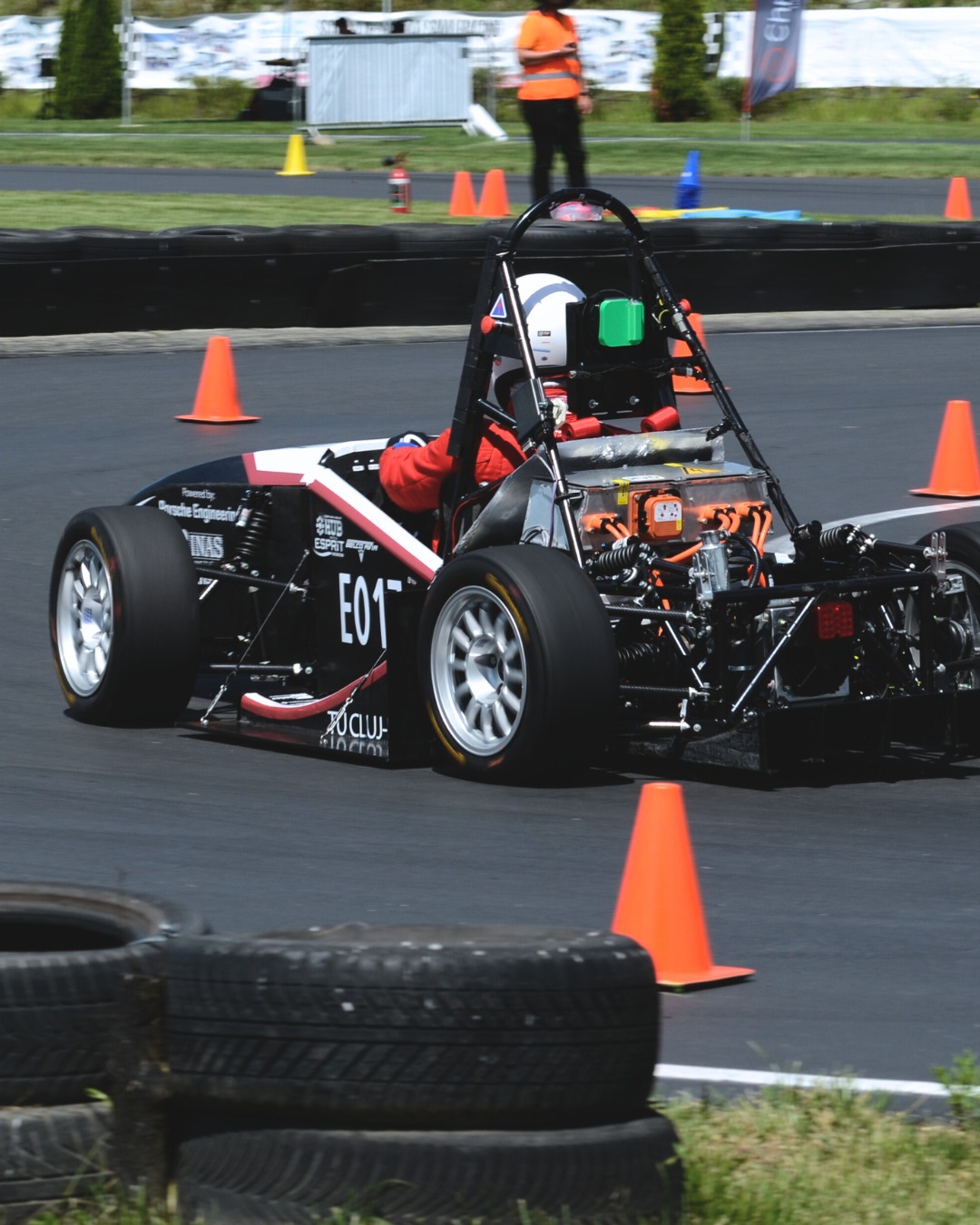 nice tires
.
.
.
#fsbalkans #formulastudent