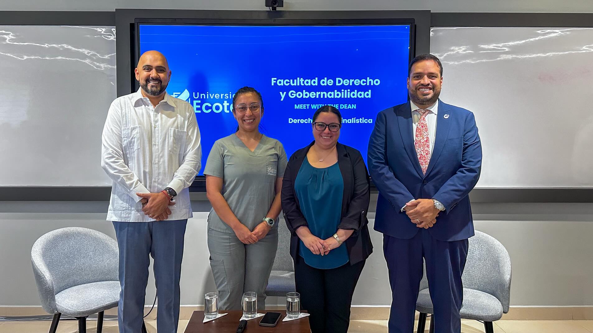 Una bienvenida llena de retos, aprendizaje y experiencias.
Así iniciaron nuestros estudiantes de Derecho y Criminalística esta nueva etapa universitaria en Campus La Costa, compartiendo junto a docentes y autoridades una jornada de integración e inducción académica 📚