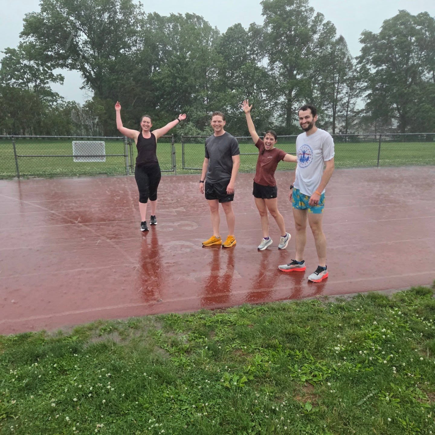 30mph winds. Torrential rain. Zero excuses.
Anyone can train when conditions are perfect. Tough conditions are what build bulletproof athletes.
Will it be the perfect work? No
Will you hit the oaces you planned to? Highly unlikely
But
Will it build confidence and the ability to adapt to situations of race day? Hell yes.
And
Will it be fun as hell with your TEAMmates
Proud of this crew for getting the work done when most people would’ve stayed on the couch.