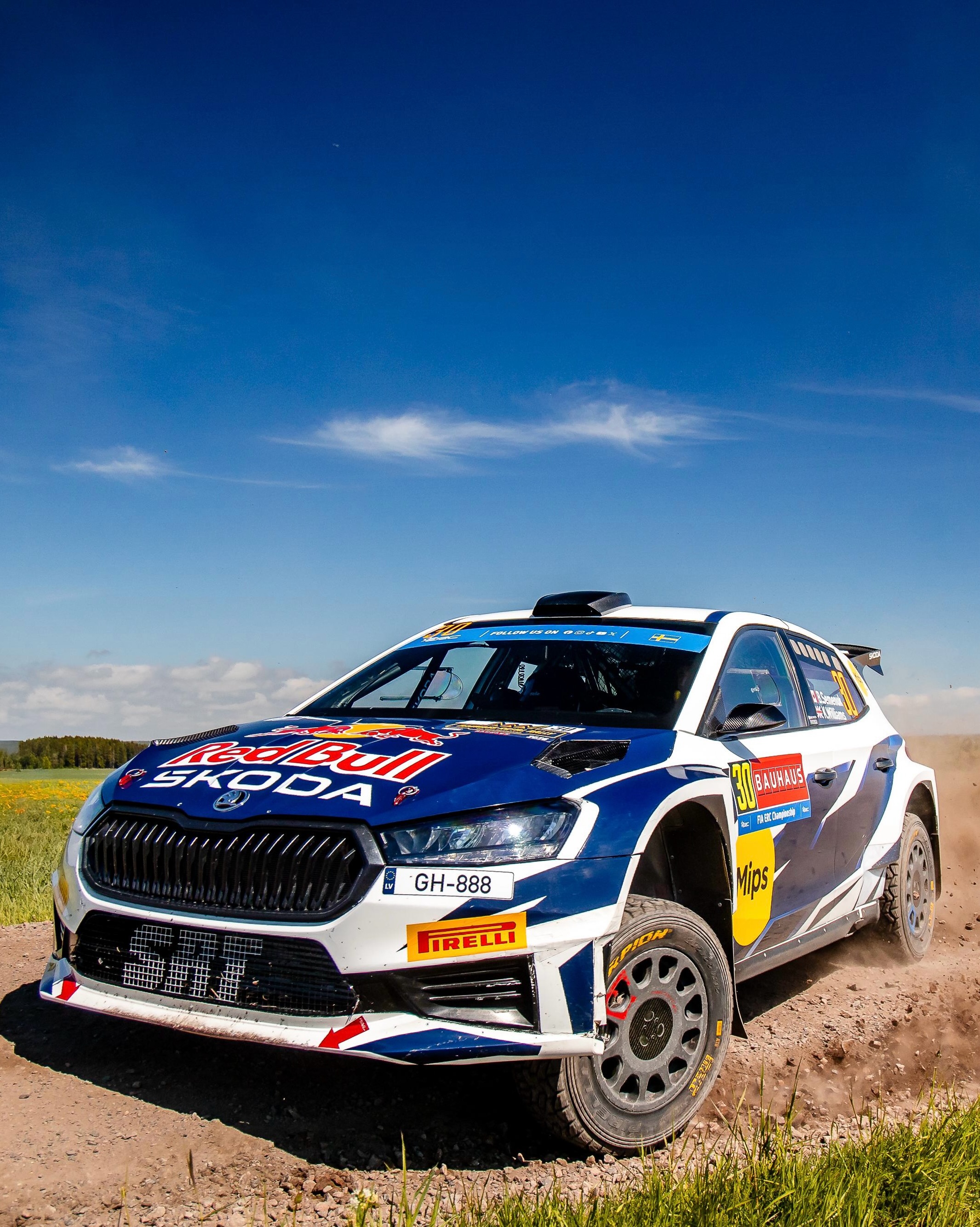 We are SO happy to be back @ercroyalrally 🤩
Kicking it all off with some Friday action - practice runs, qualifying stage and SS1 in the evening.
#SRT #SportsRacingTechnologies #SuspensionLaboratory #ERCRoyalRally #RoyalRally 📸 @bence_photo