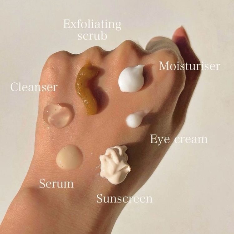 Your skincare routine matters more than you think
Start with a cleanser to remove impurities, exfoliate to smooth and refresh, hydrate with a serum and moisturizer, protect your skin barrier with eye cream, and never skip sunscreen ☁️🤍
Healthy glowing skin starts with consistency.