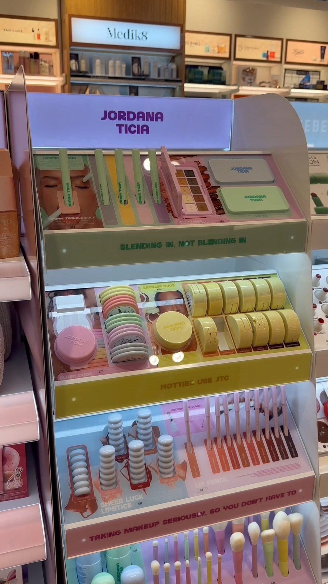@jordanaticia has officially landed at @SpaceNK ✨💖
#Highcross #Leicester #Jordanaticia