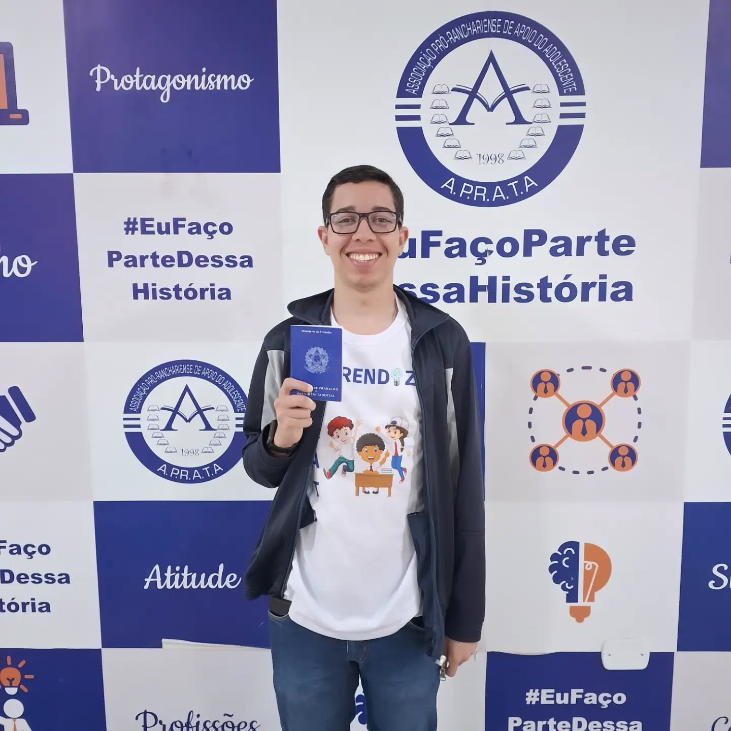 🚀 Mais uma história de sucesso começando!
Marco Antônio é o mais novo contratado pelo programa Jovem Aprendiz pela nossa empresa parceira CPIAR 👏💼
Essa conquista representa o início de uma nova jornada cheia de aprendizado, experiências e crescimento profissional. Temos muito orgulho de acompanhar cada passo rumo ao futuro! ✨📚
Desejamos muito sucesso ao Marco Antônio nessa nova etapa. Que não faltem oportunidades, dedicação e grandes conquistas! 🌟
#JovemAprendiz #NovaConquista #PrimeiroEmprego #CPIAR #Sucesso Aprendizagem MercadoDeTrabalho Oportunidade FuturoProfissional Orgulho Carreira
